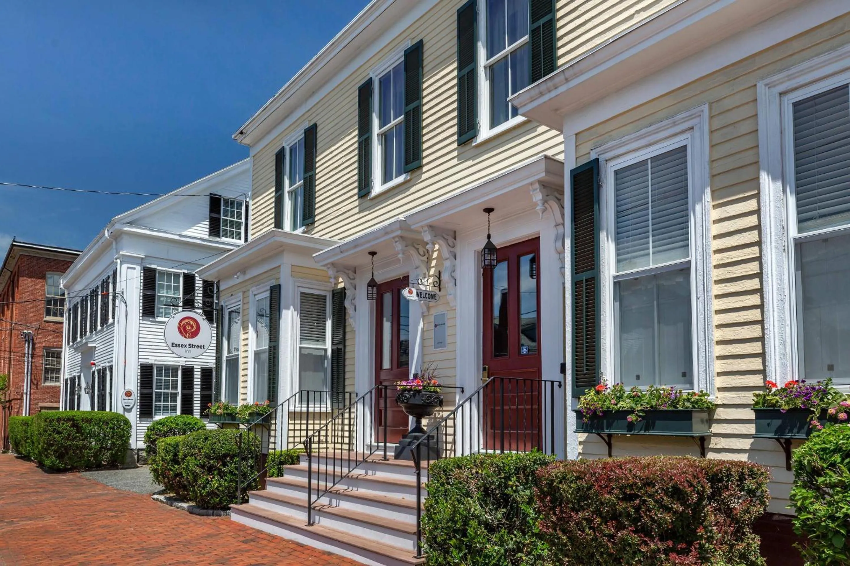 Property building in Essex Street Inn & Suites, an Ascend Collection Hotel