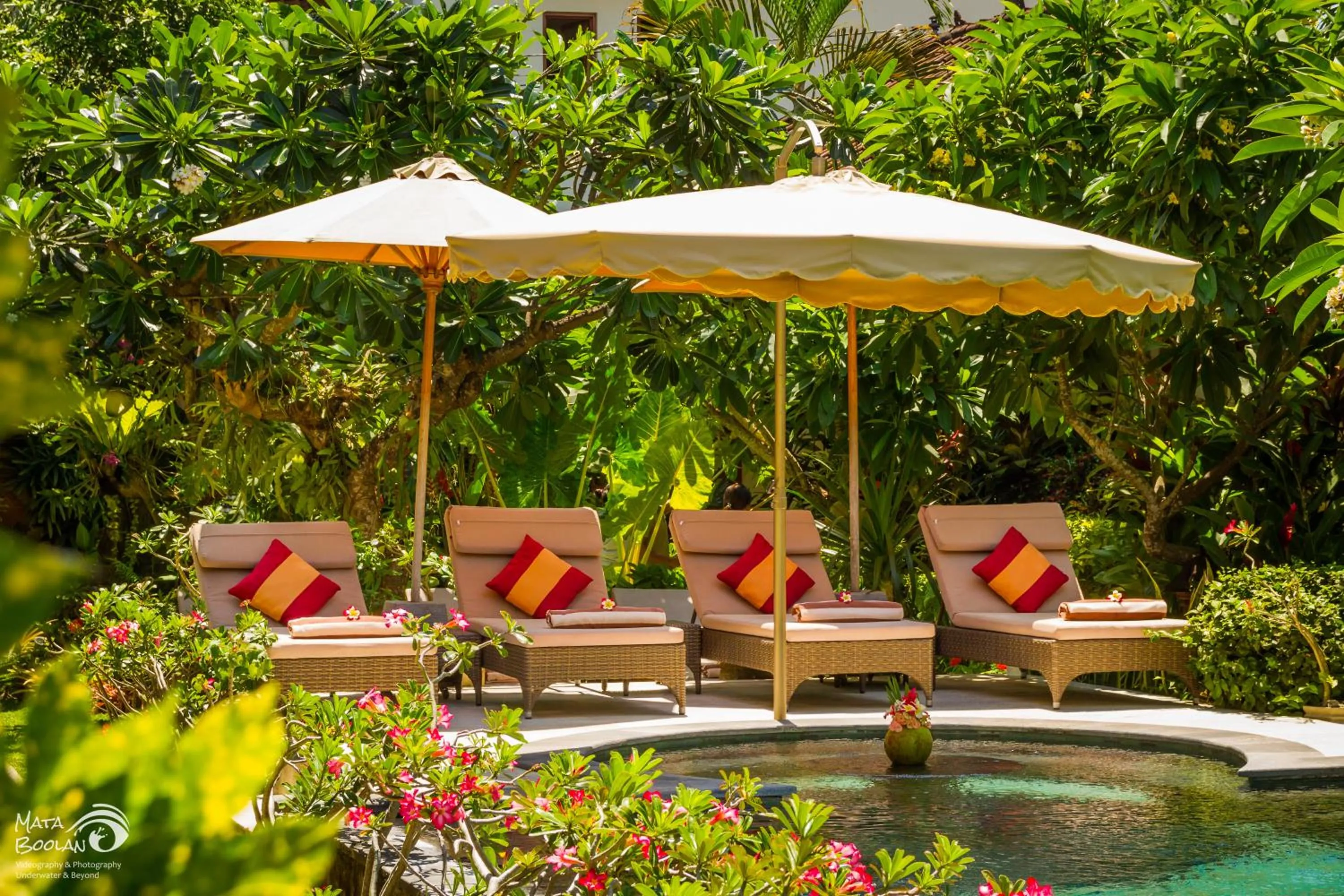 Swimming pool in Rama Shinta Hotel Candidasa