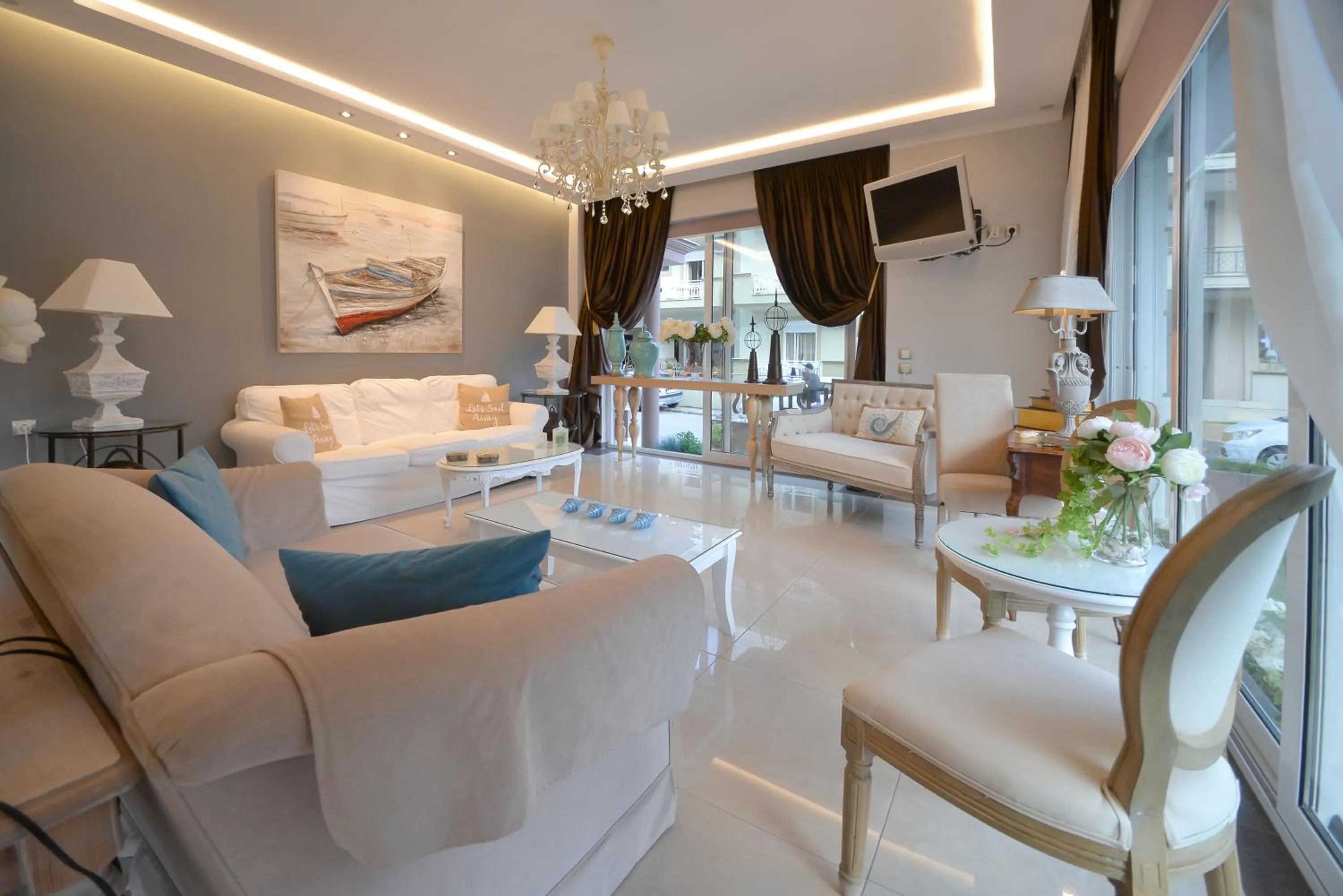 Epavlis Luxury apts