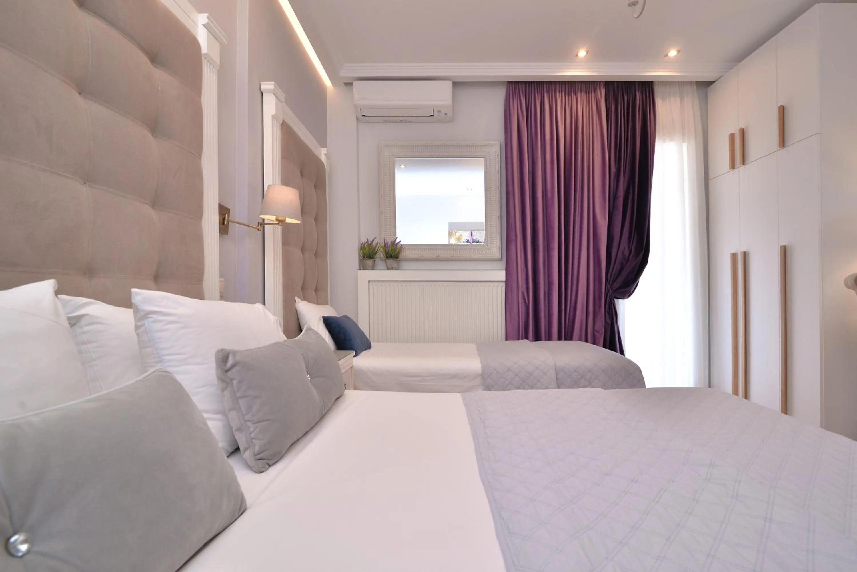 Bed in Epavlis Luxury apts