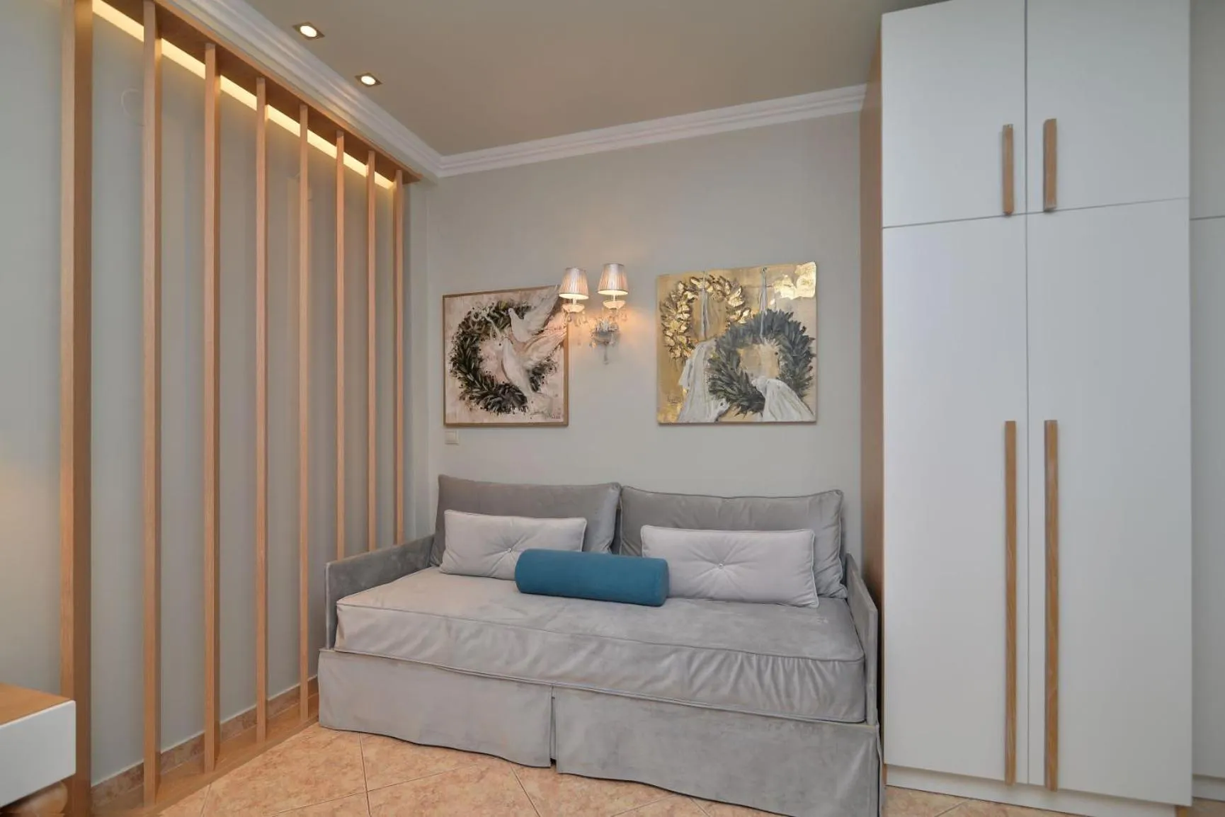 Bed in Epavlis Luxury apts