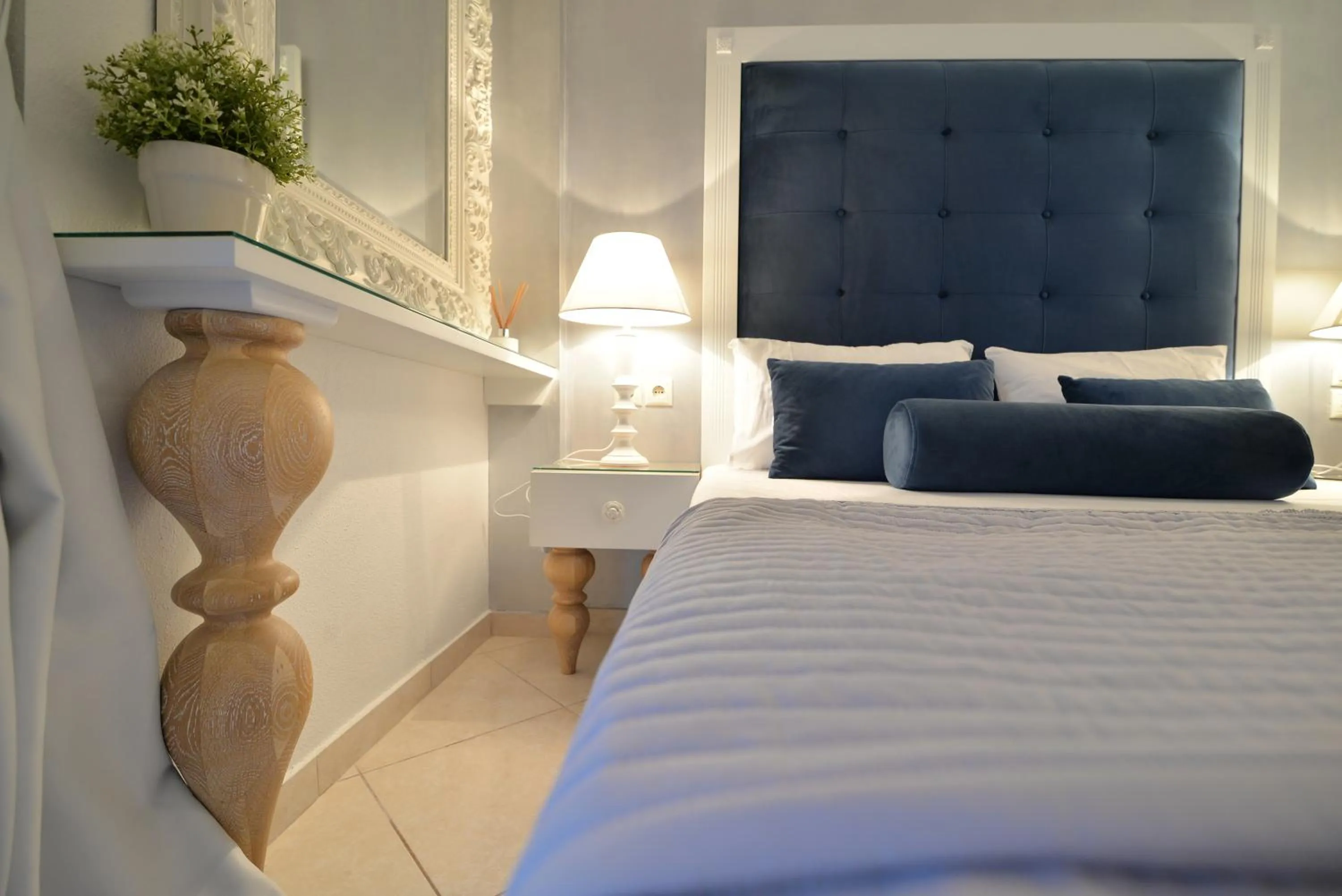 Bed in Epavlis Luxury apts