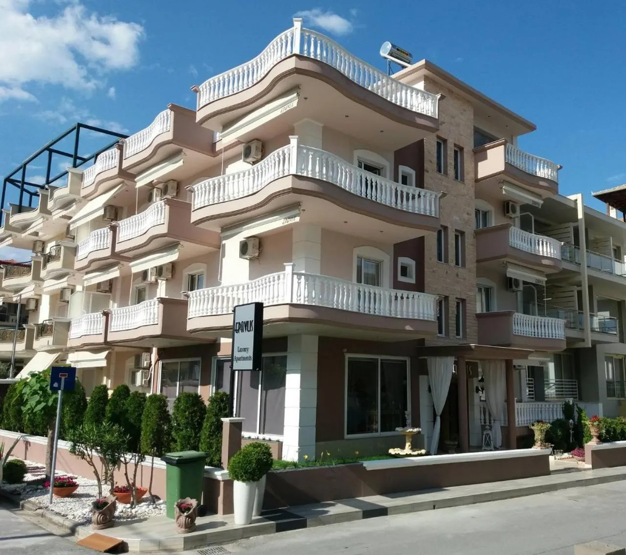 Epavlis Luxury apts