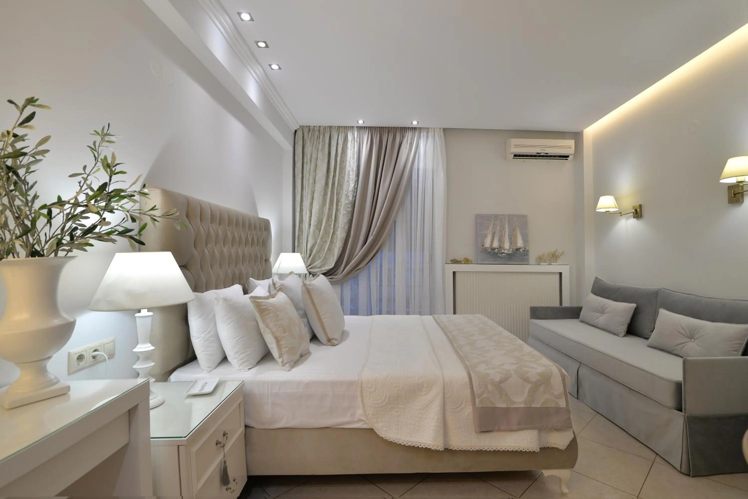 Bed in Epavlis Luxury apts