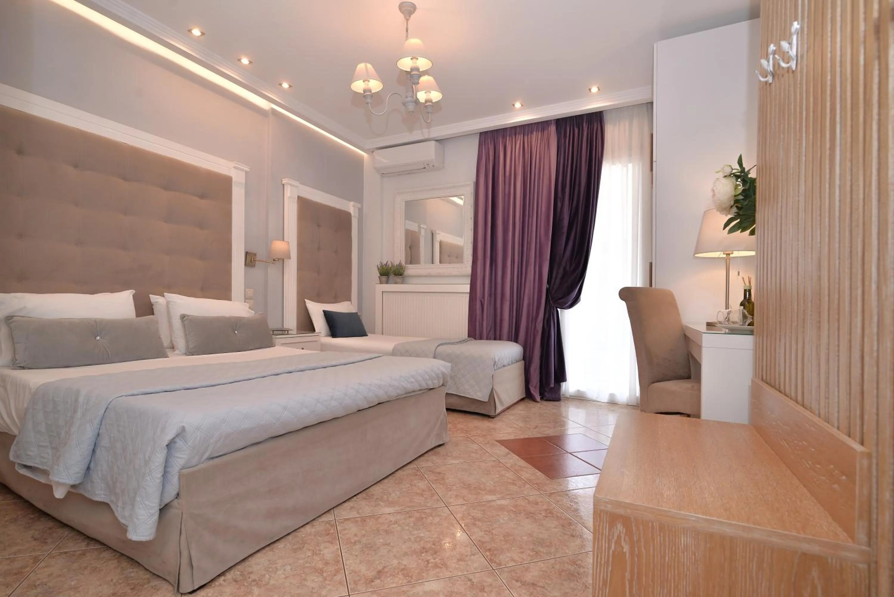 Bed in Epavlis Luxury apts