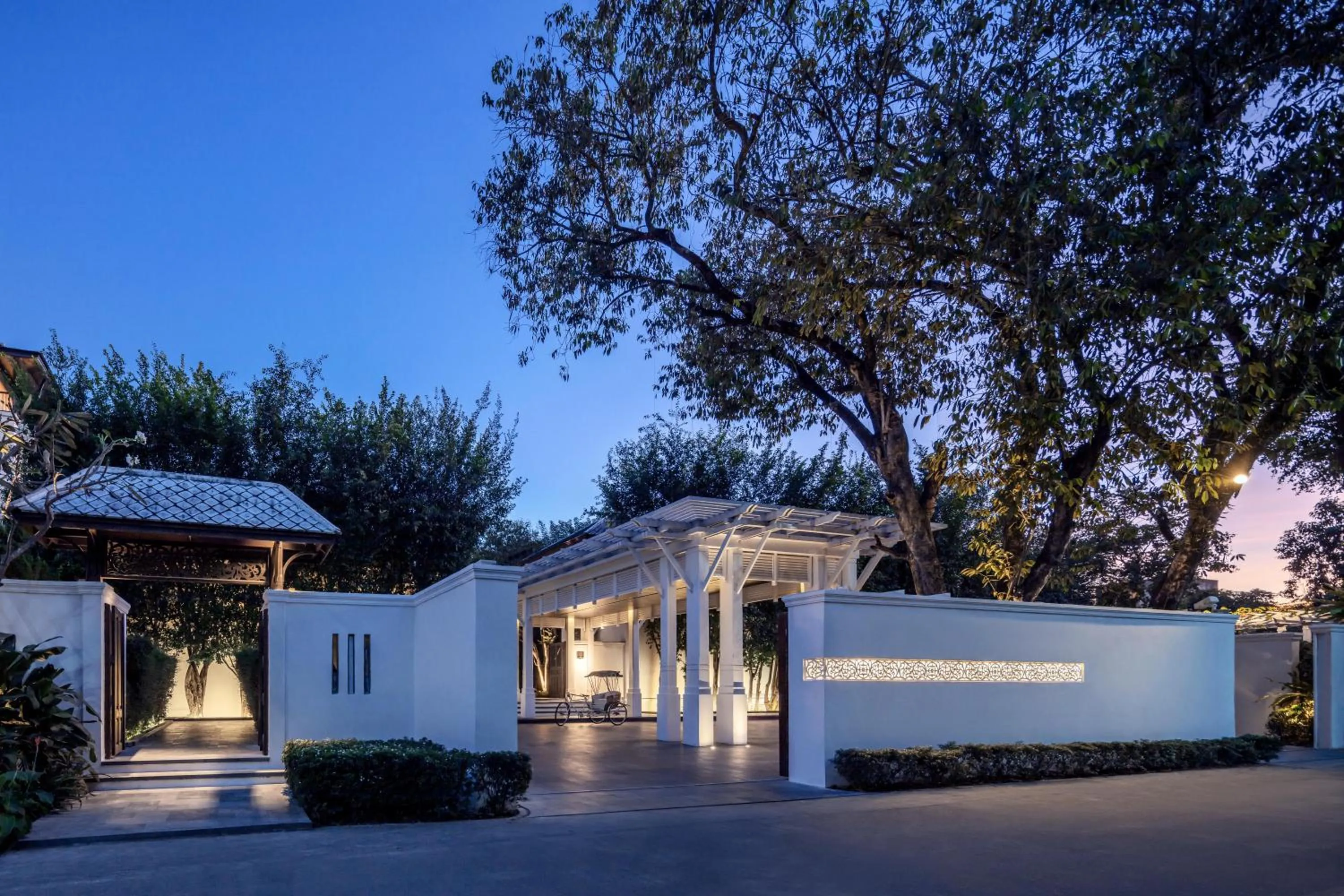 Property building in 137 Pillars House