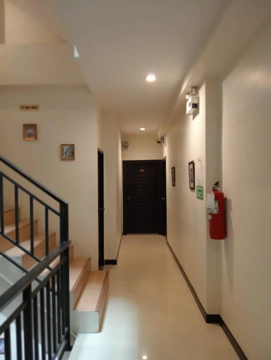 Property building in Lub Sbuy Hostel