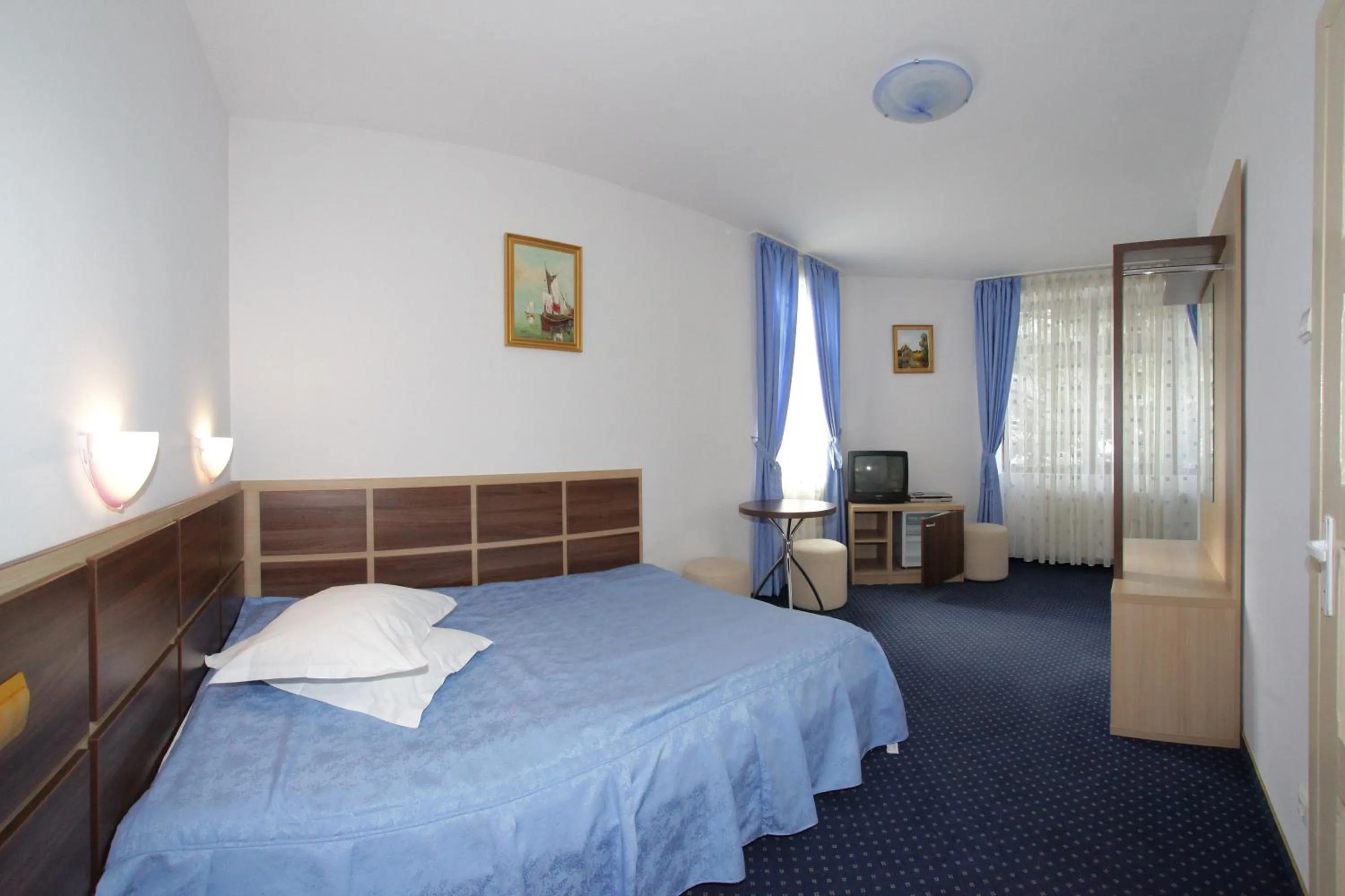 Double or Twin Room - single occupancy in Vila Acvila