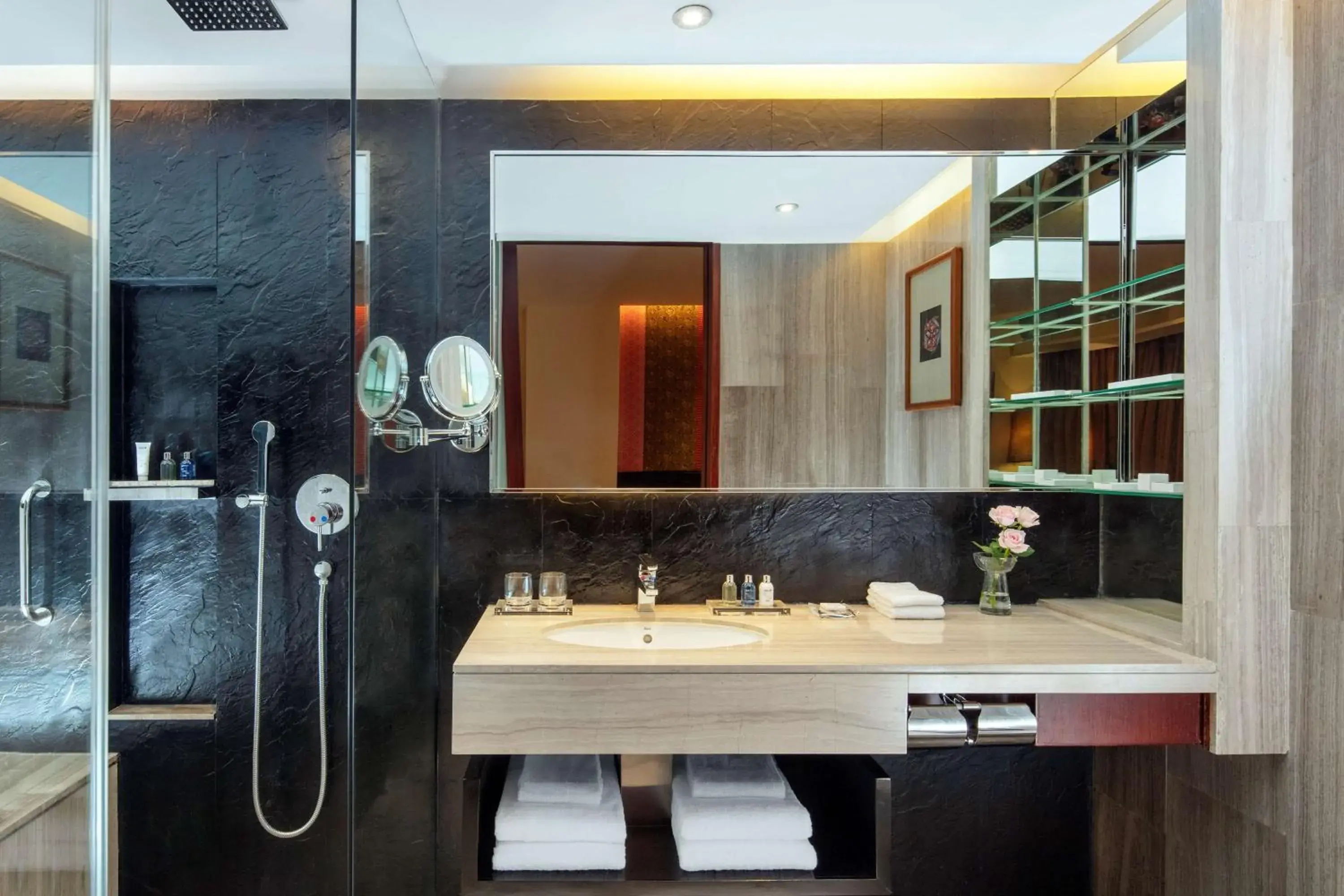 Standard Room in Radisson Blu Hotel Liuzhou Standard Room in Radisson Blu Hotel Liuzhou