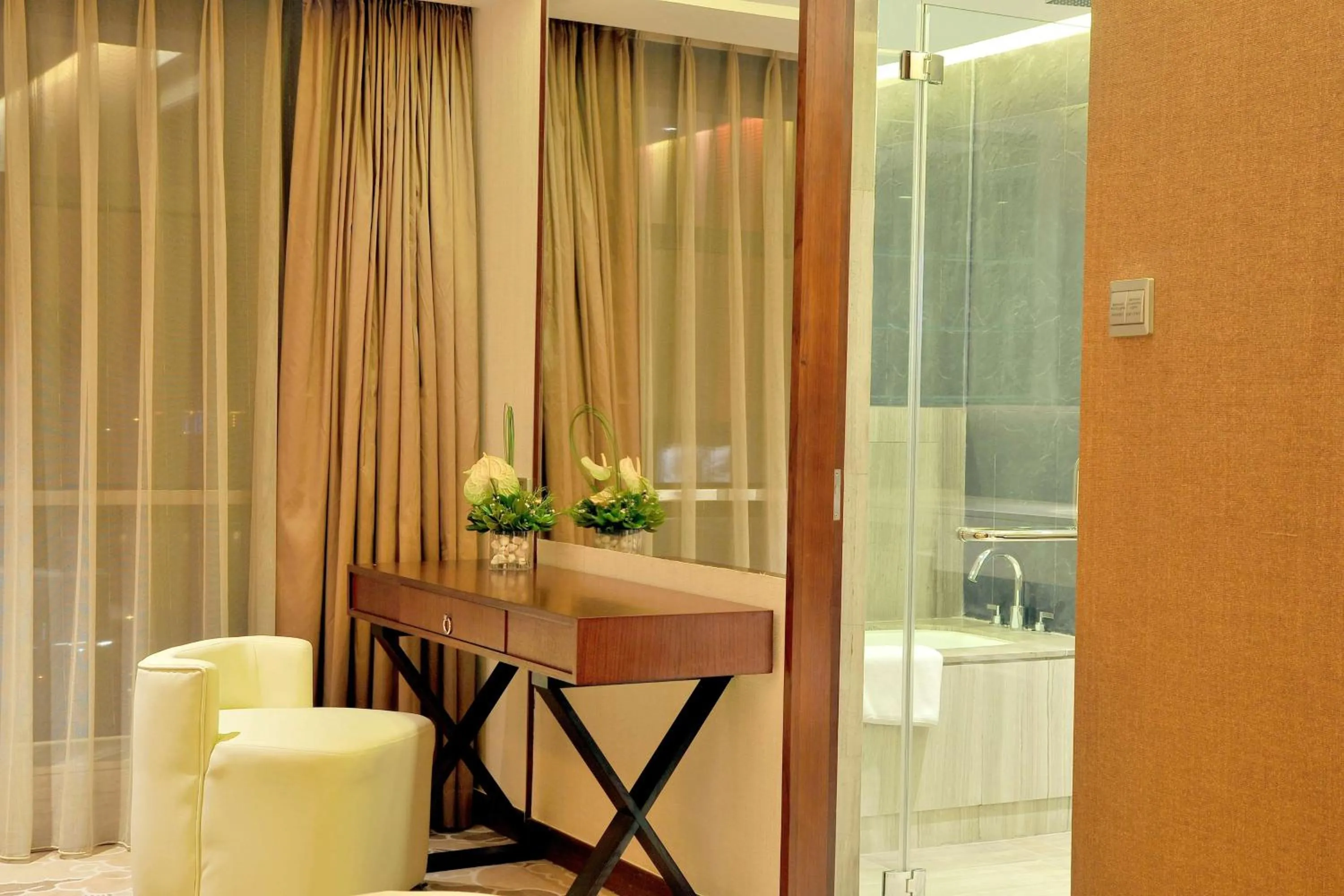 Photo of the whole room in Radisson Blu Hotel Liuzhou