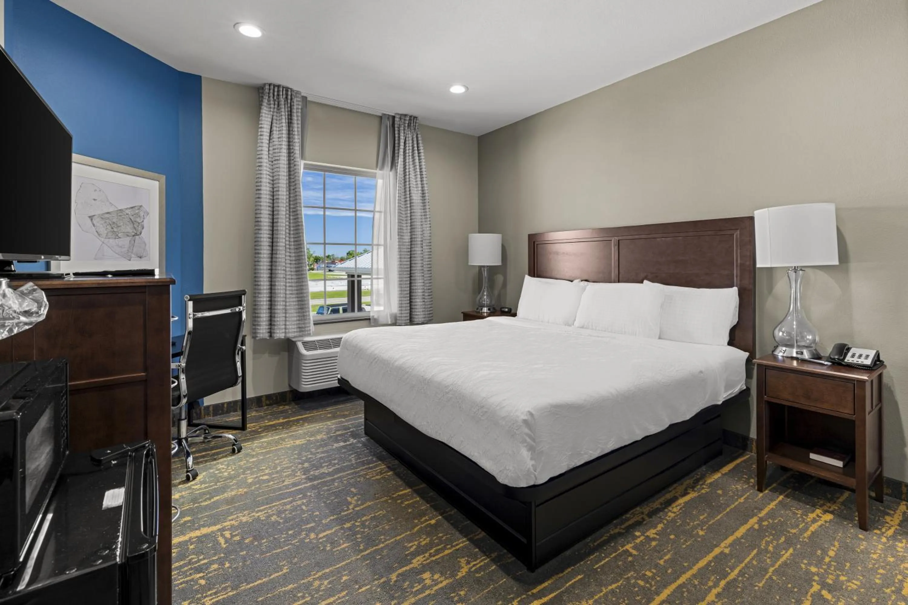 Bed in The Mulberry Hotel