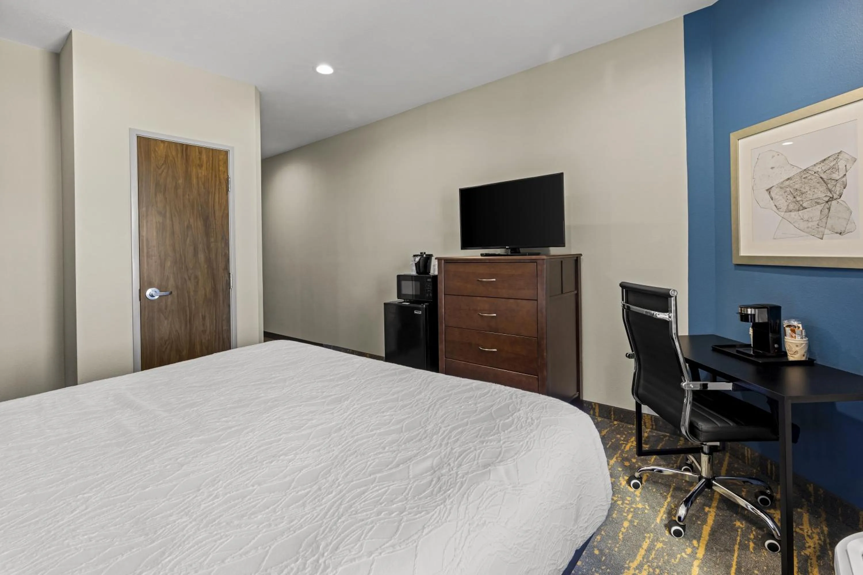 Bed in The Mulberry Hotel