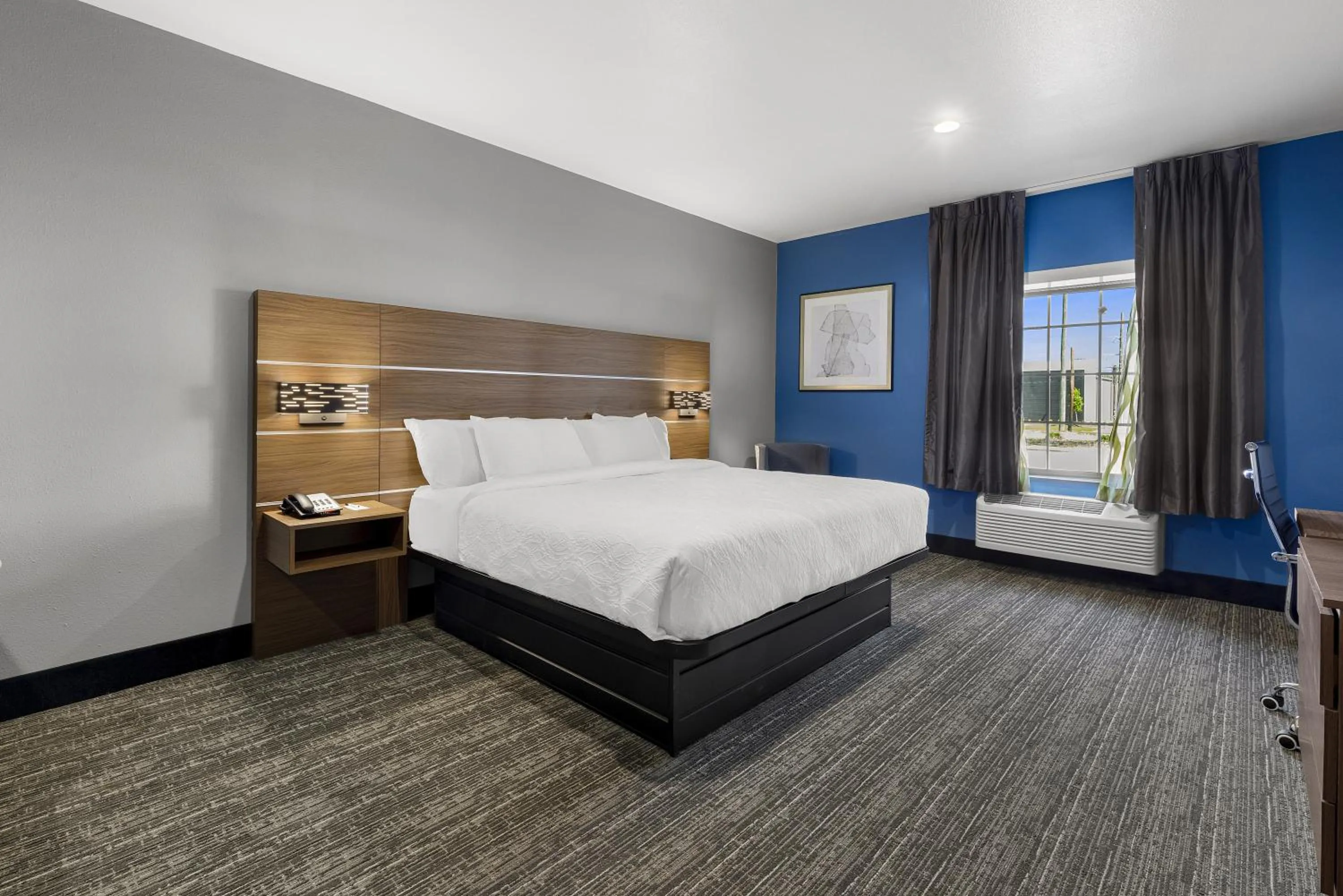 Bed in The Mulberry Hotel