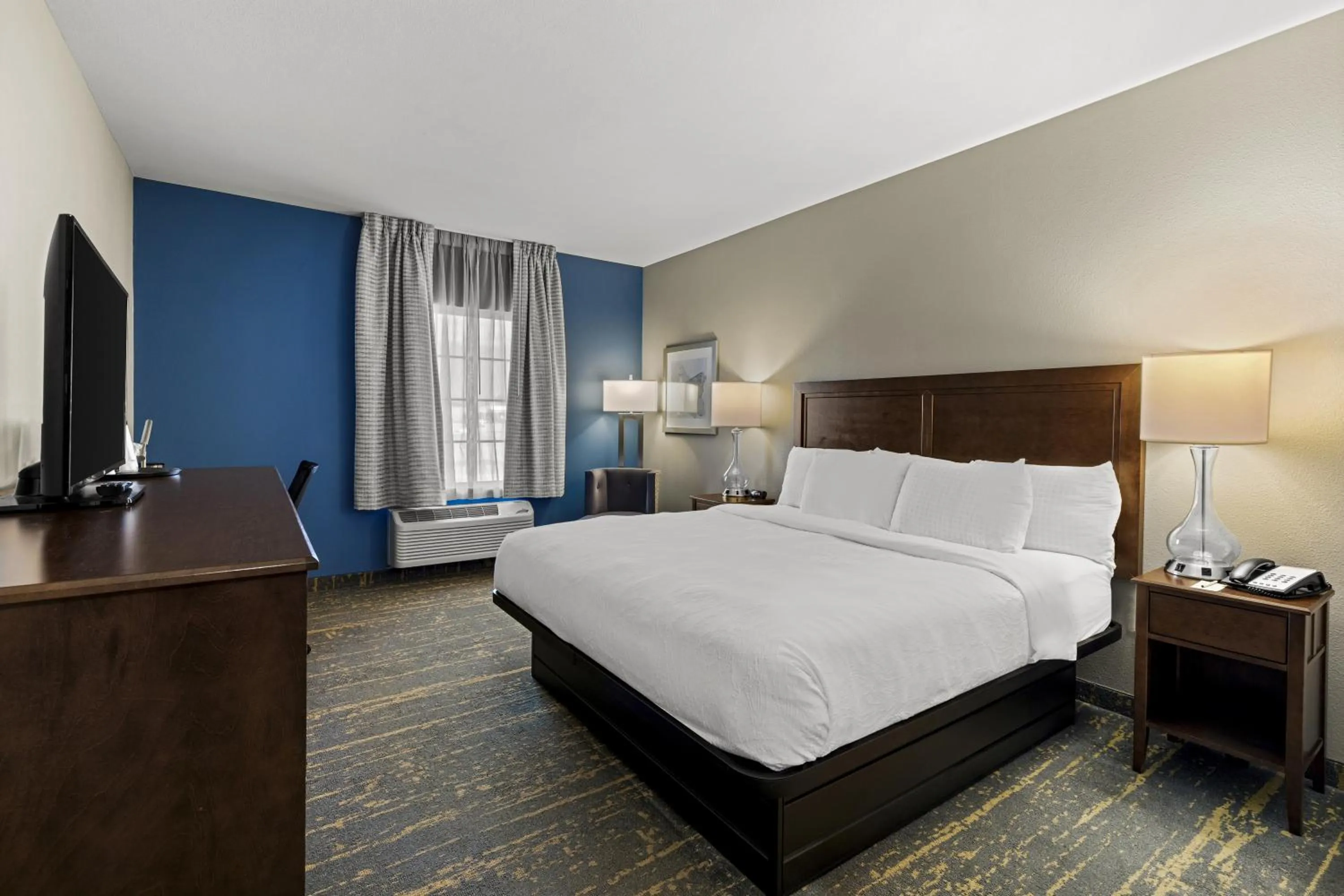 Bed in The Mulberry Hotel