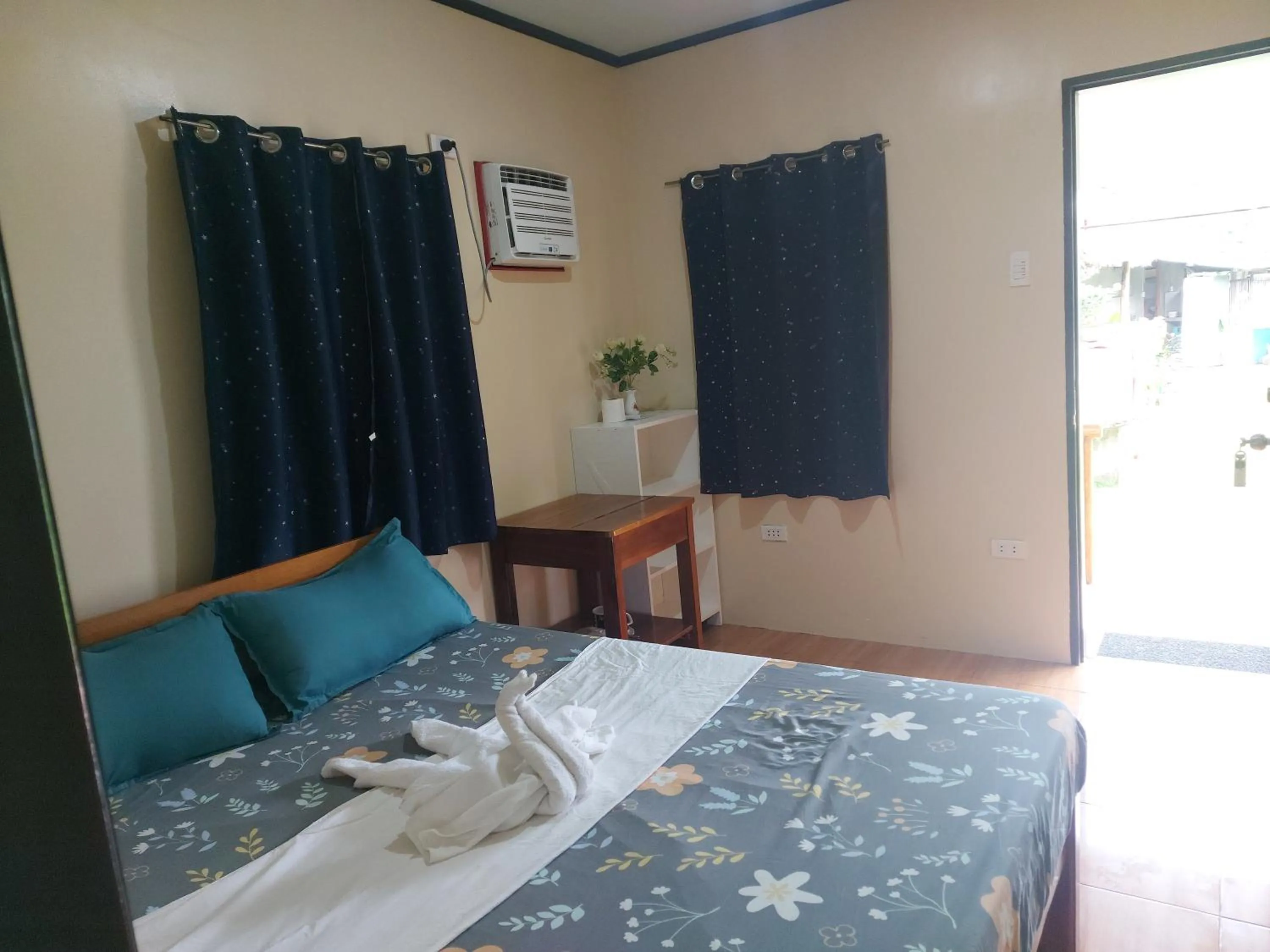 Bed in Gardenview Homestay Siargao