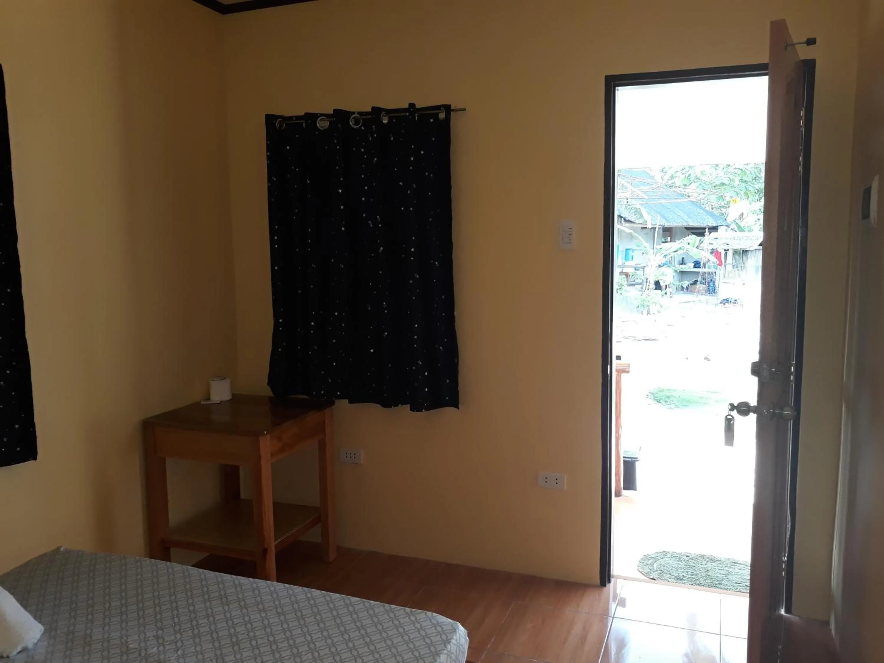 Bed in Gardenview Homestay Siargao