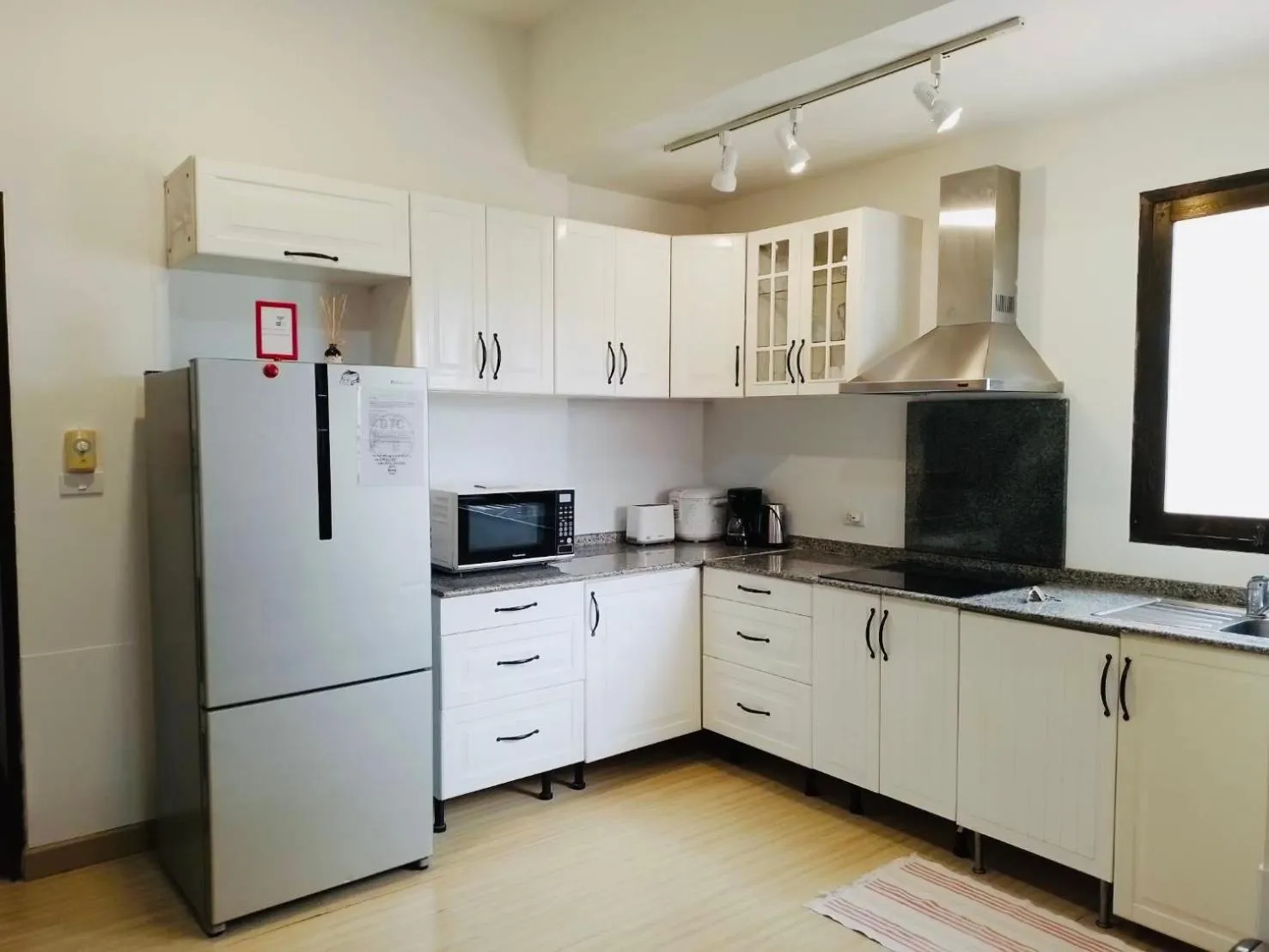 Kitchen or kitchenette in BTC Hua Hin Home managed by BTC Boutique Resort