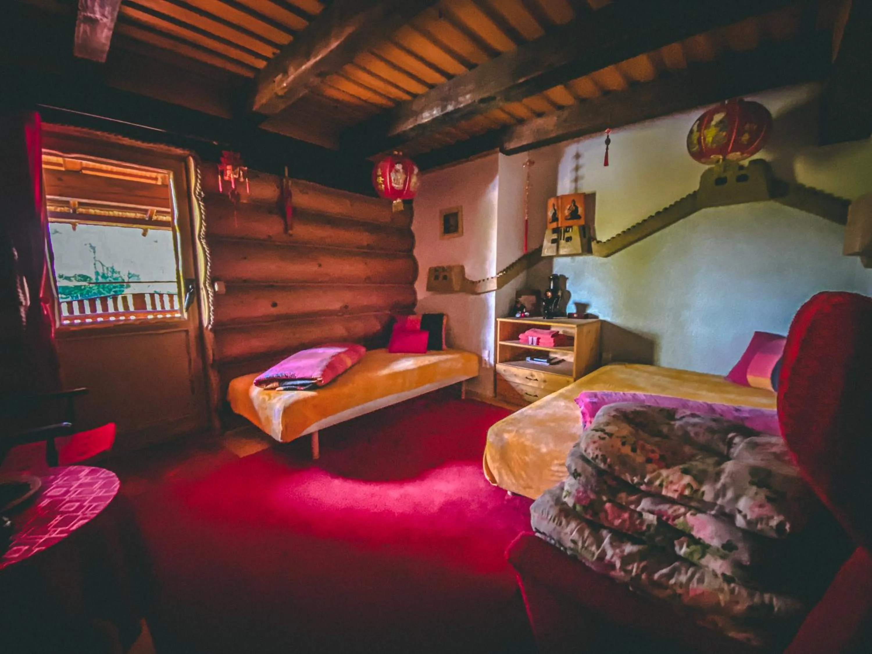 Photo of the whole room, Bed in Resort Svět