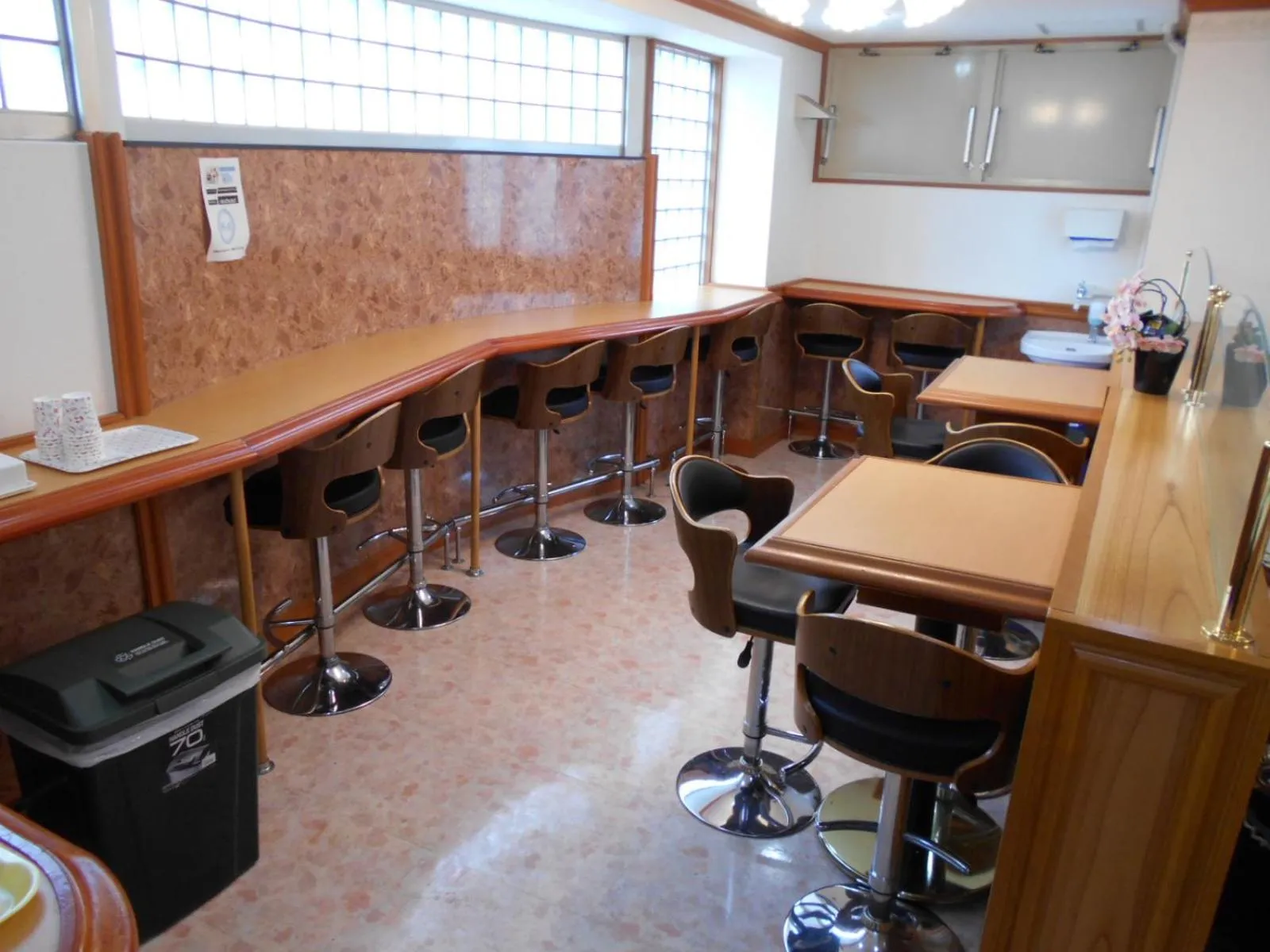 Nishikawaguchi Station Hotel Stay Lounge