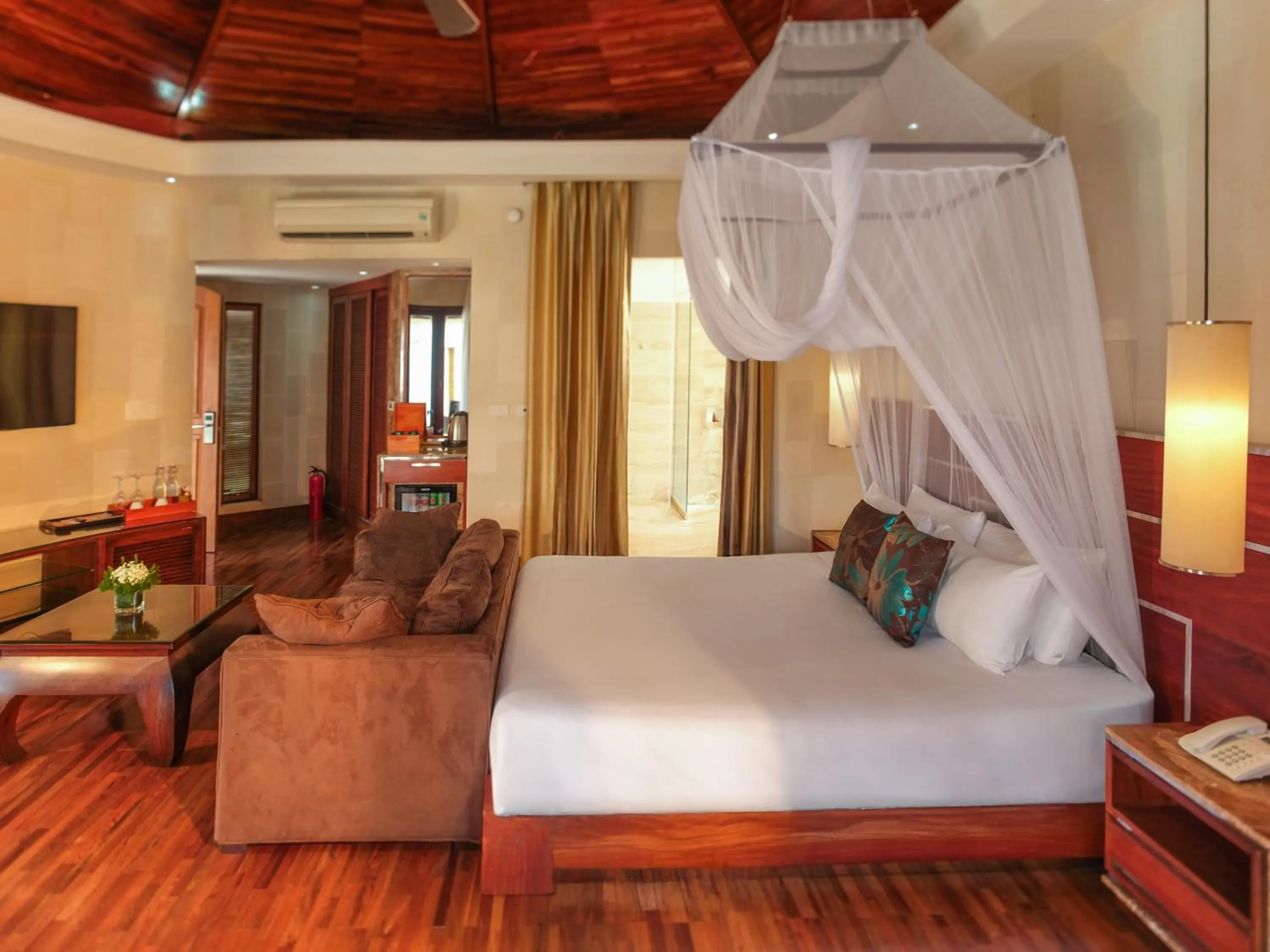 Bed in Sunsea Resort