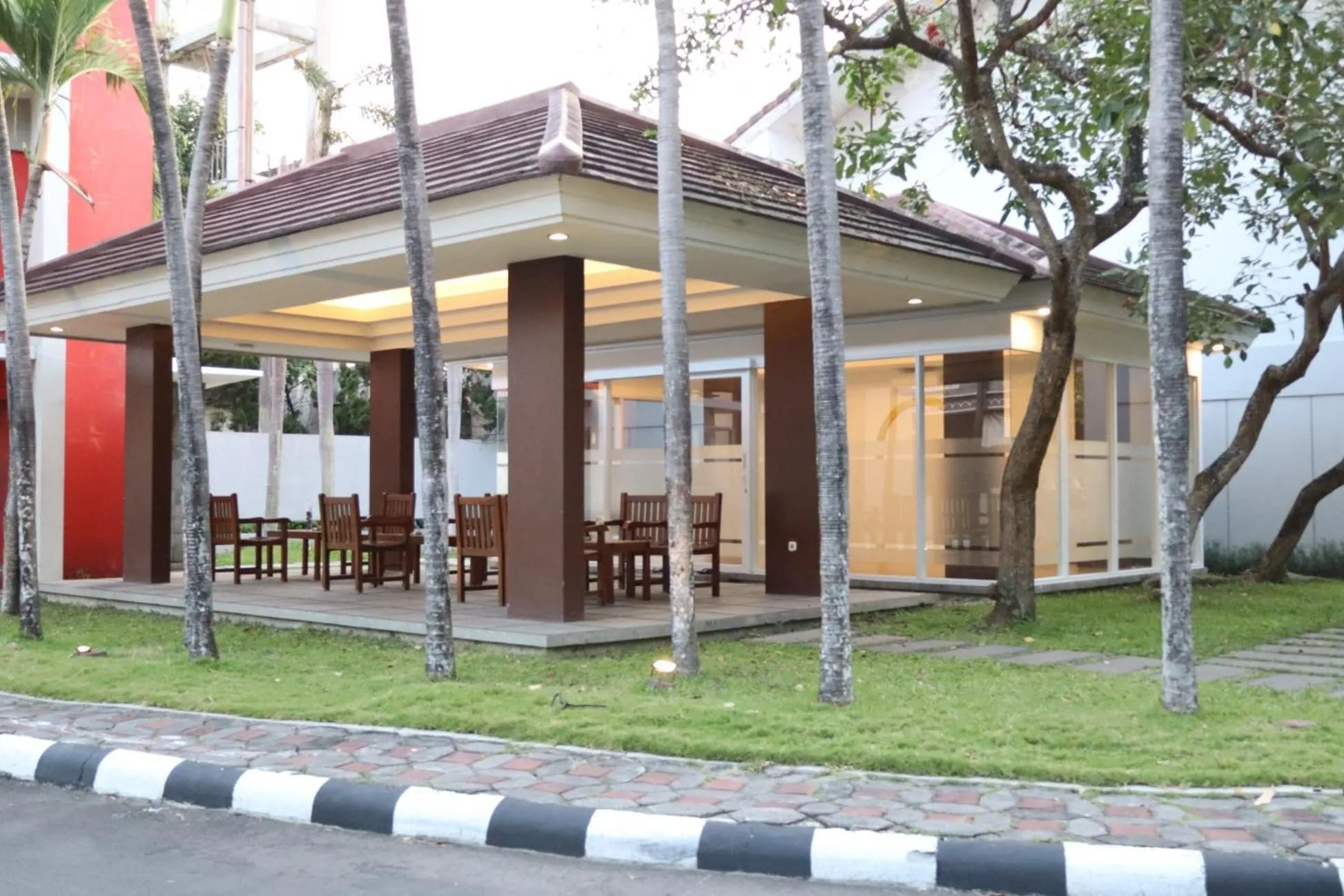 The Victoria Hotel Yogyakarta