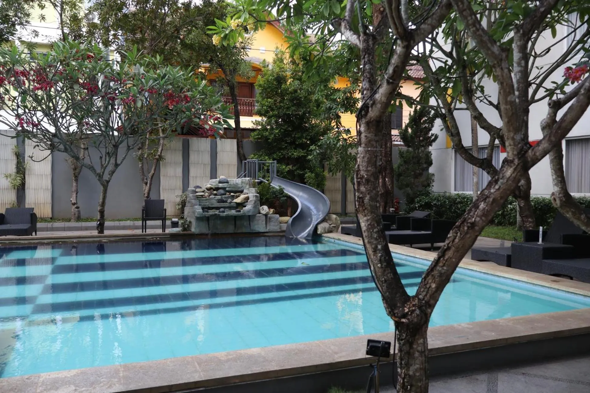 The Victoria Hotel Yogyakarta