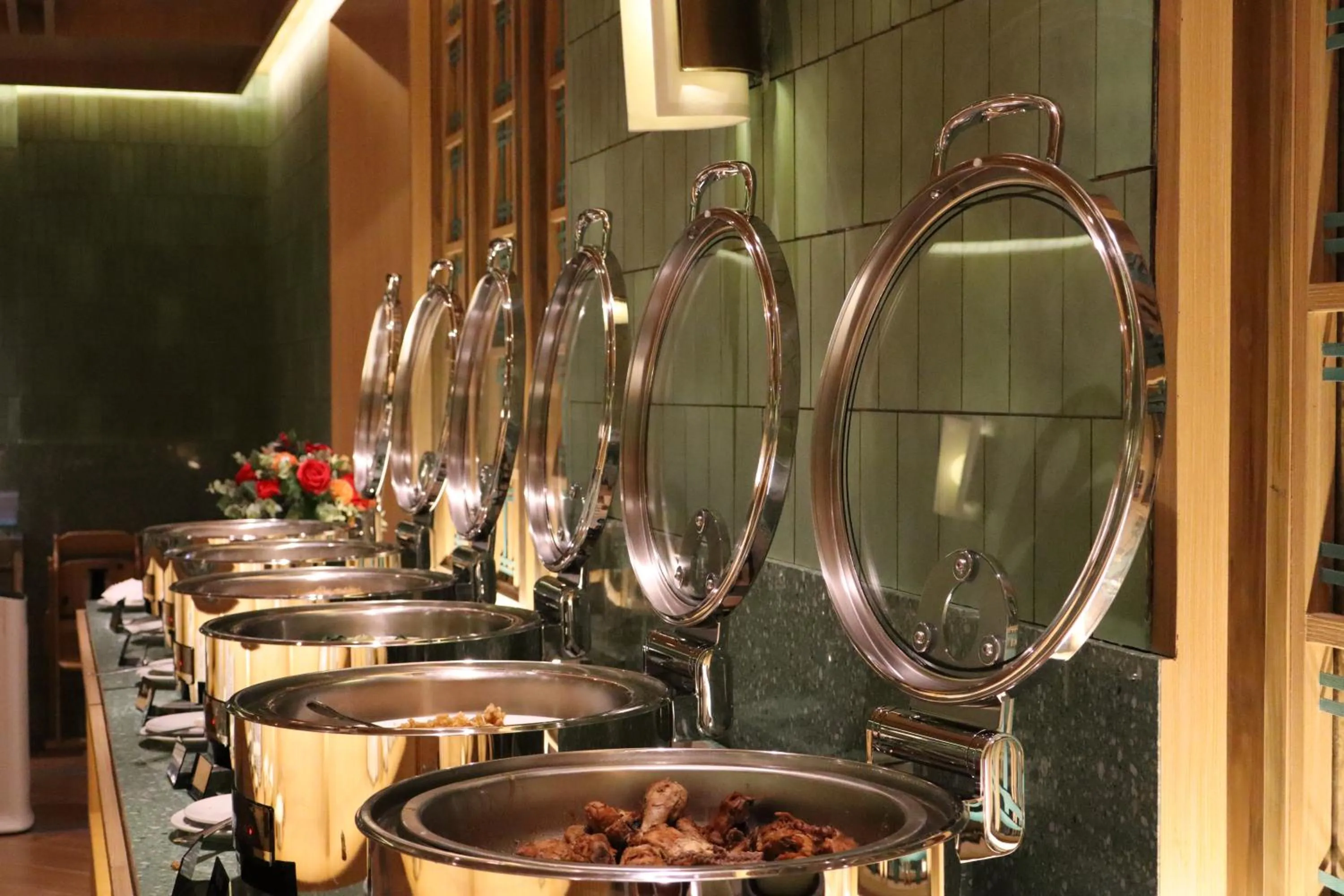 Restaurant/places to eat in The Victoria Hotel Yogyakarta