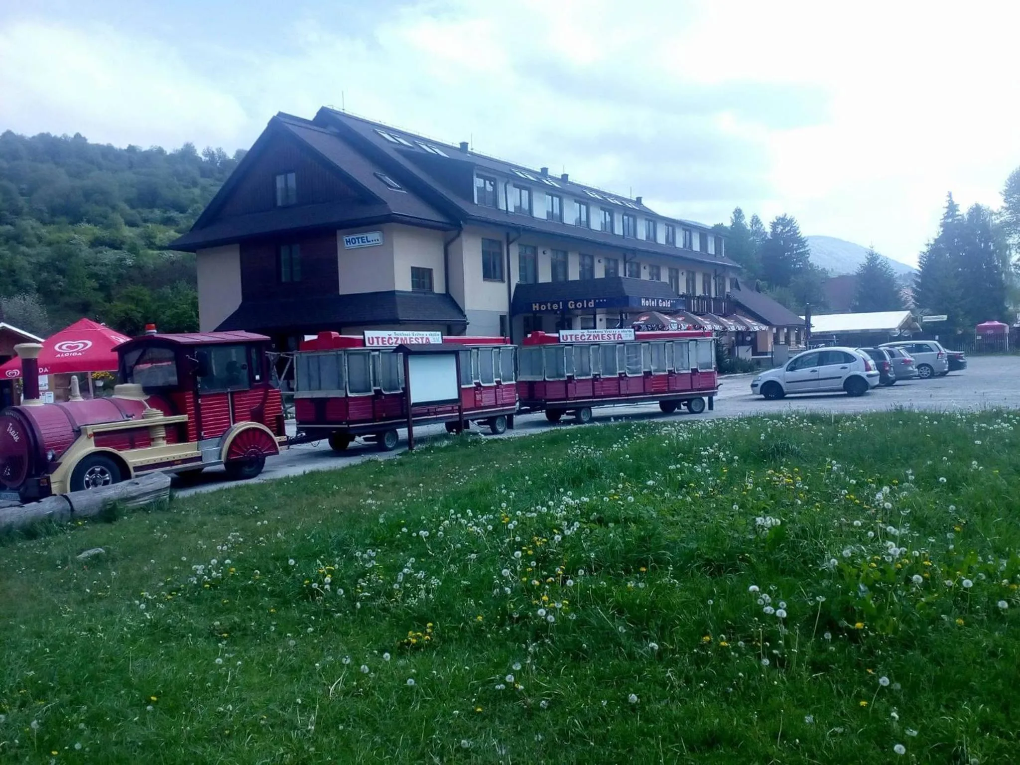 Property building in Hotel Gold