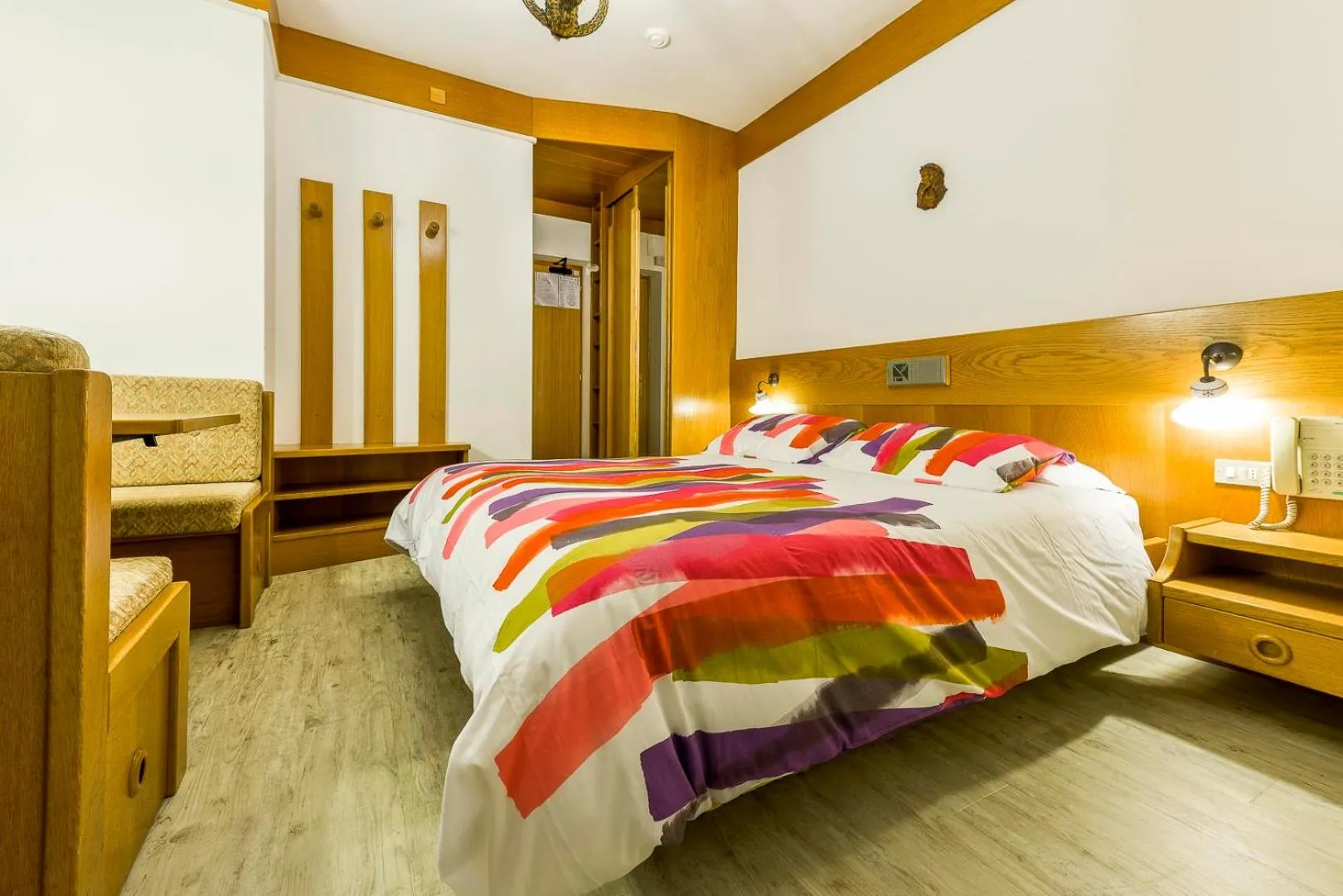 Photo of the whole room, Bed in Chalet Pineta relax location