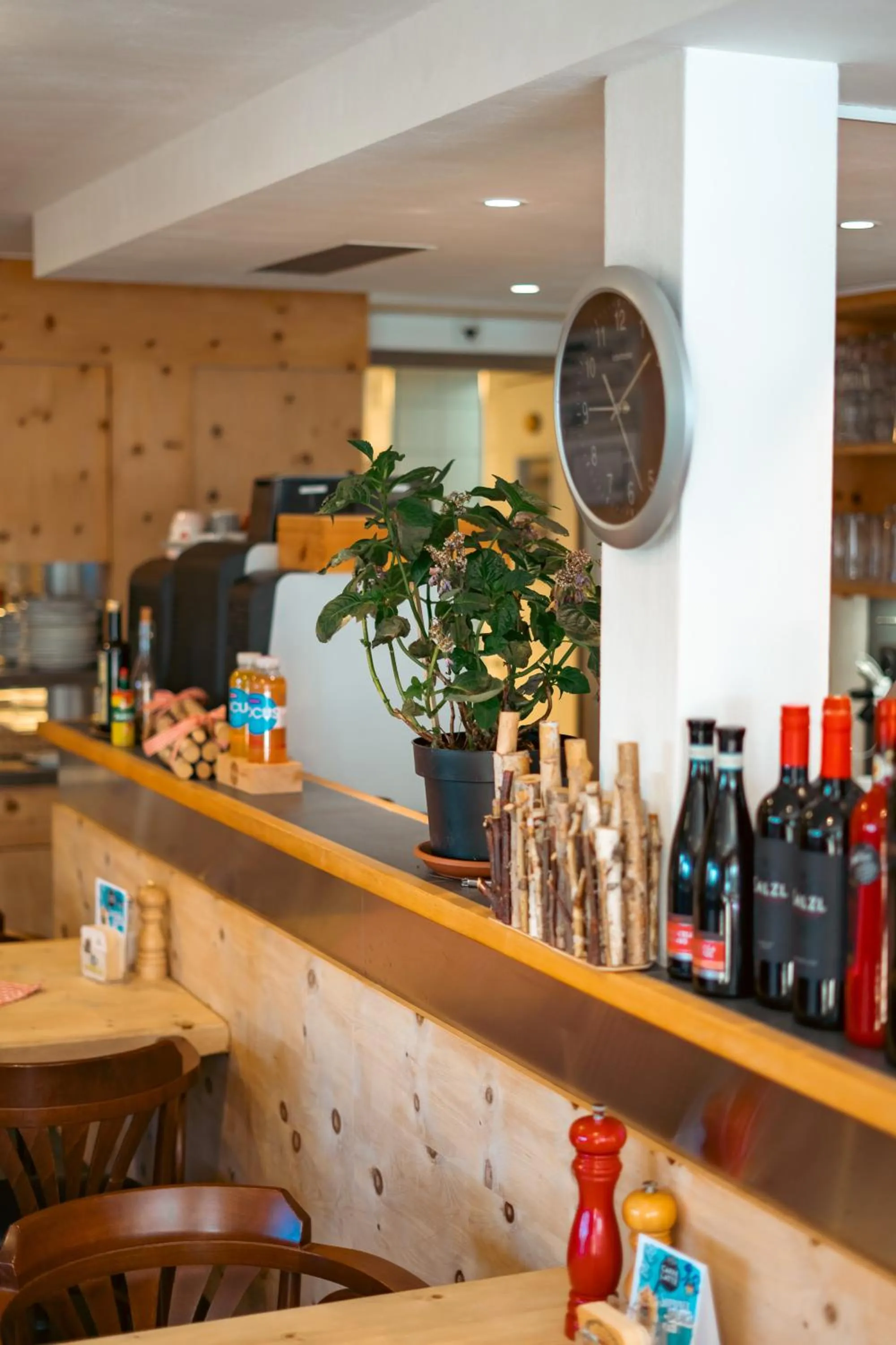 Restaurant/places to eat in Ospizio La Veduta