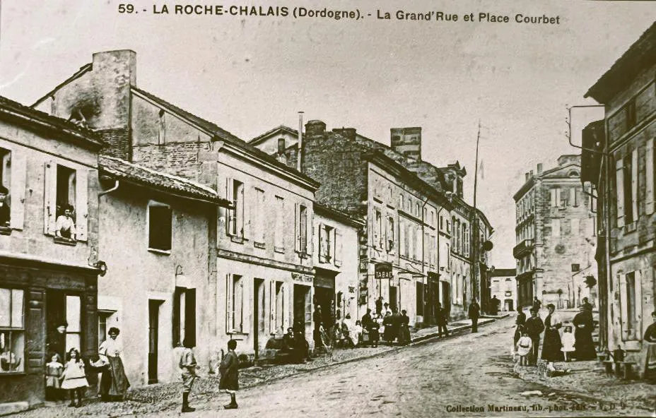 Property building in Les Tuileries de Chanteloup