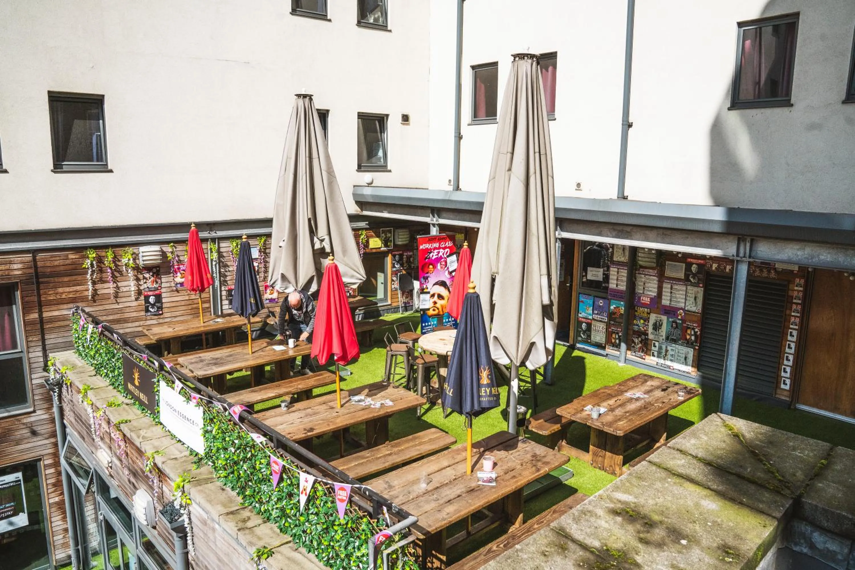 Drinks in a&o Edinburgh City