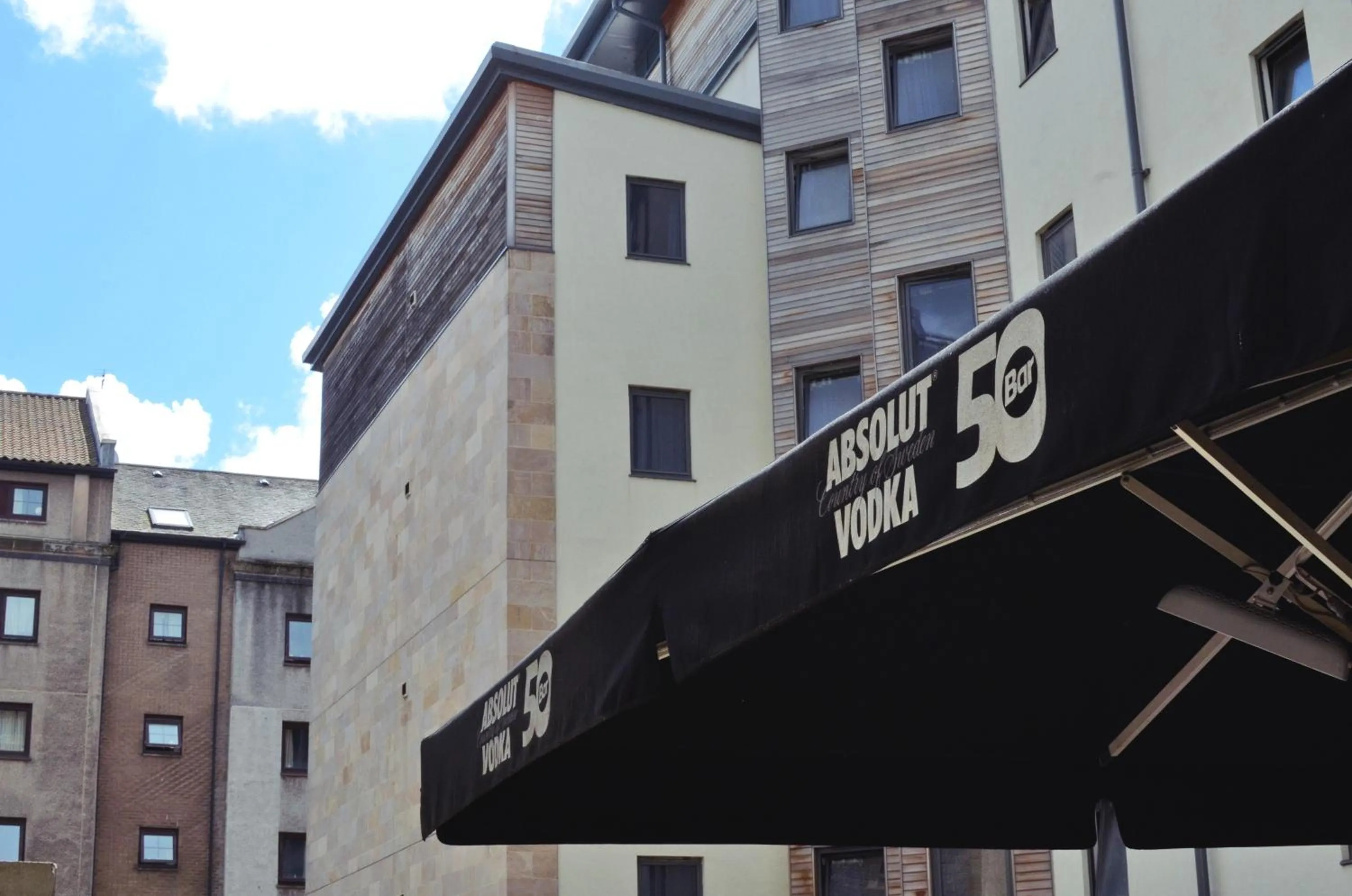 Facade/entrance in a&o Edinburgh City