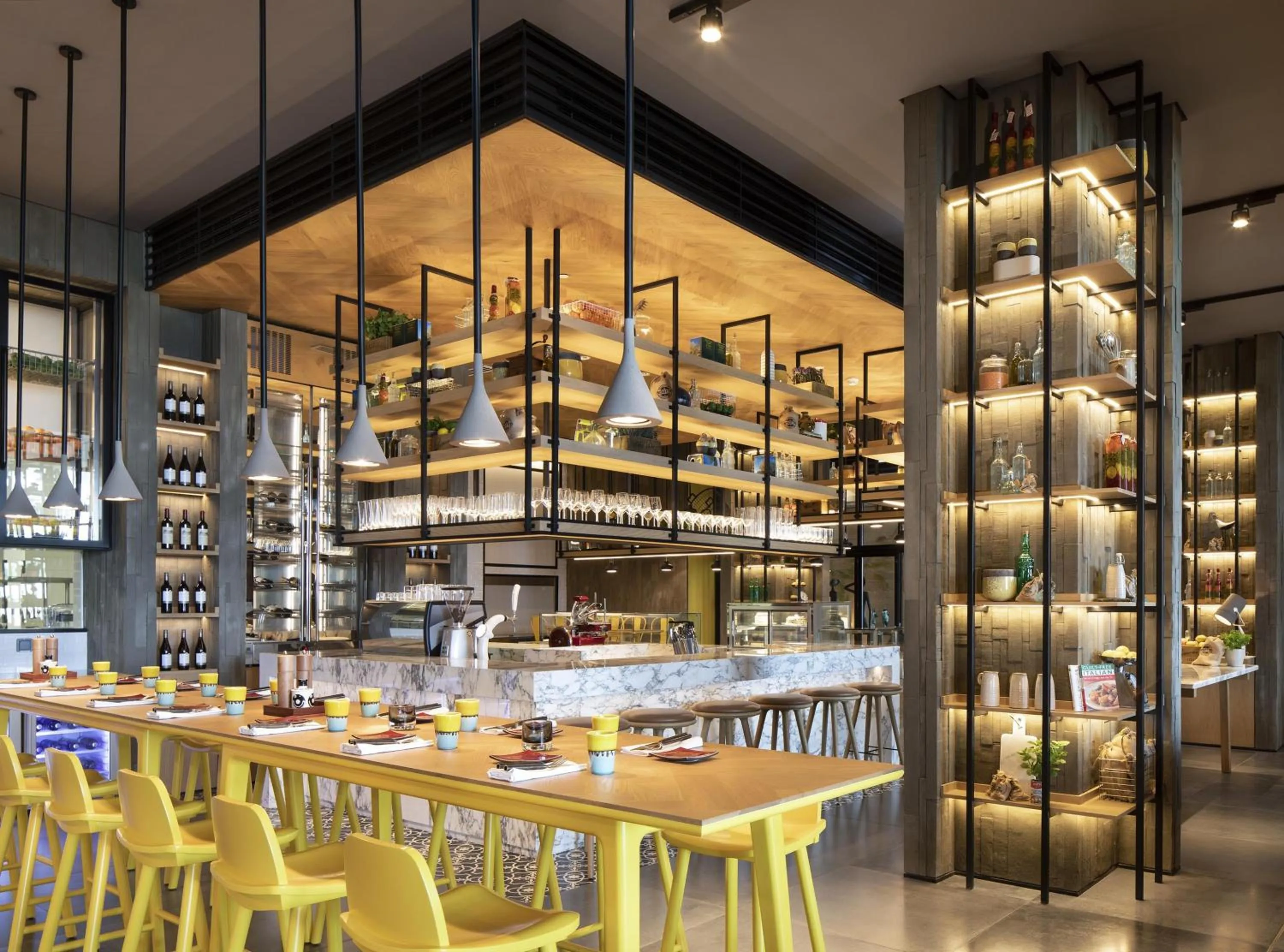 Lounge or bar in Grand Hyatt Abu Dhabi Hotel & Residences Emirates Pearl