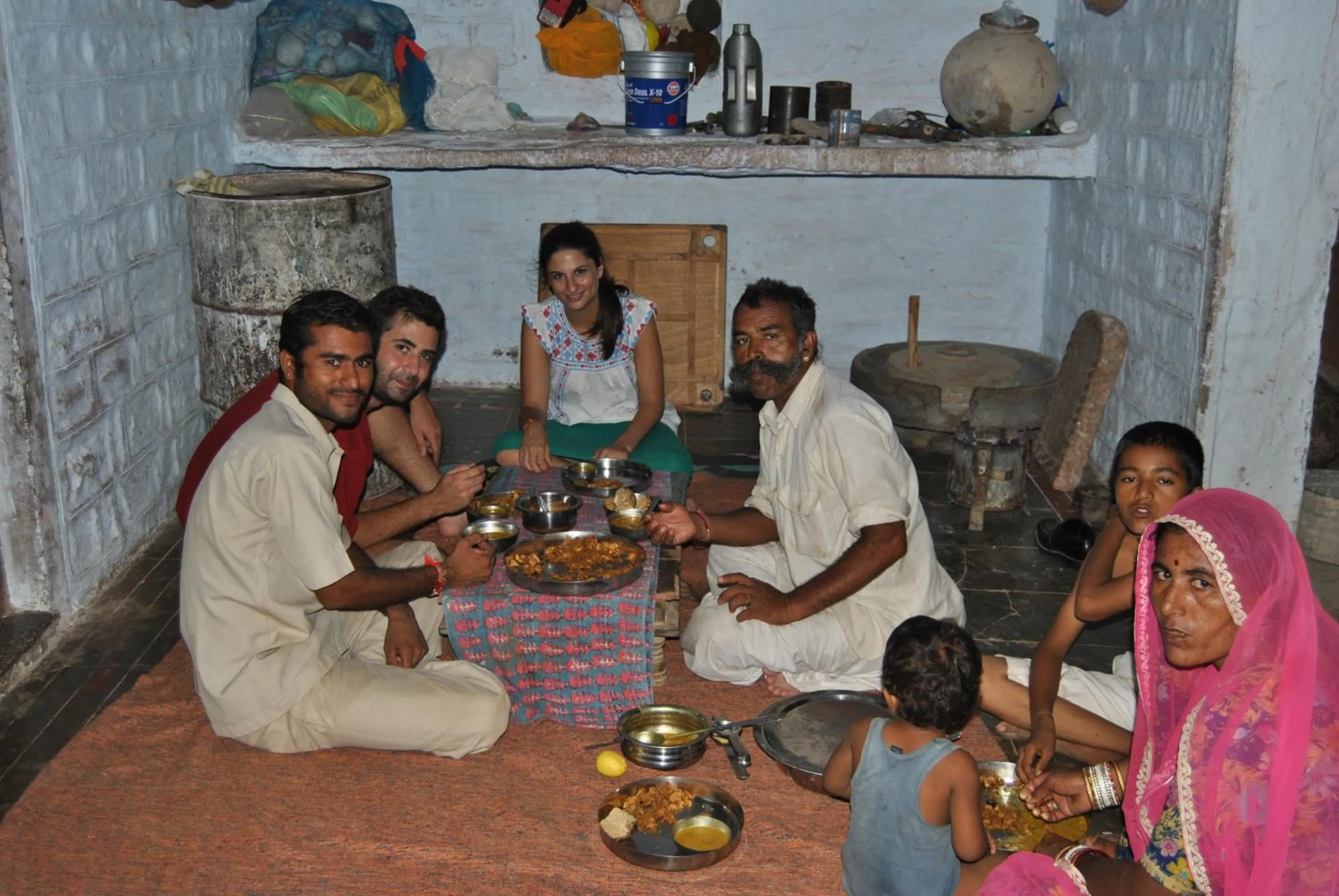 Restaurant/places to eat in Chhotaram Prajapat Home Stay