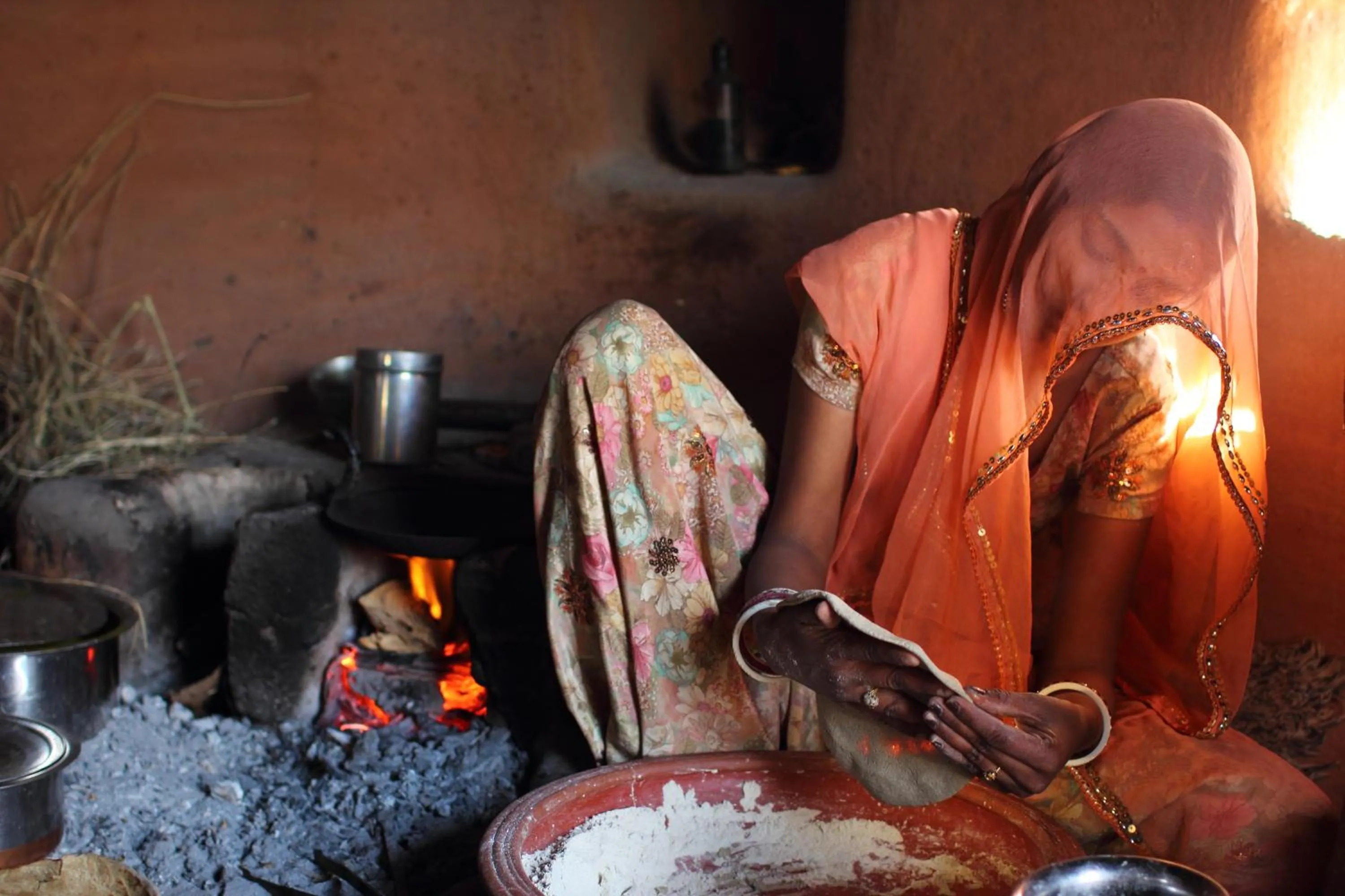 Communal kitchen in Chhotaram Prajapat Home Stay