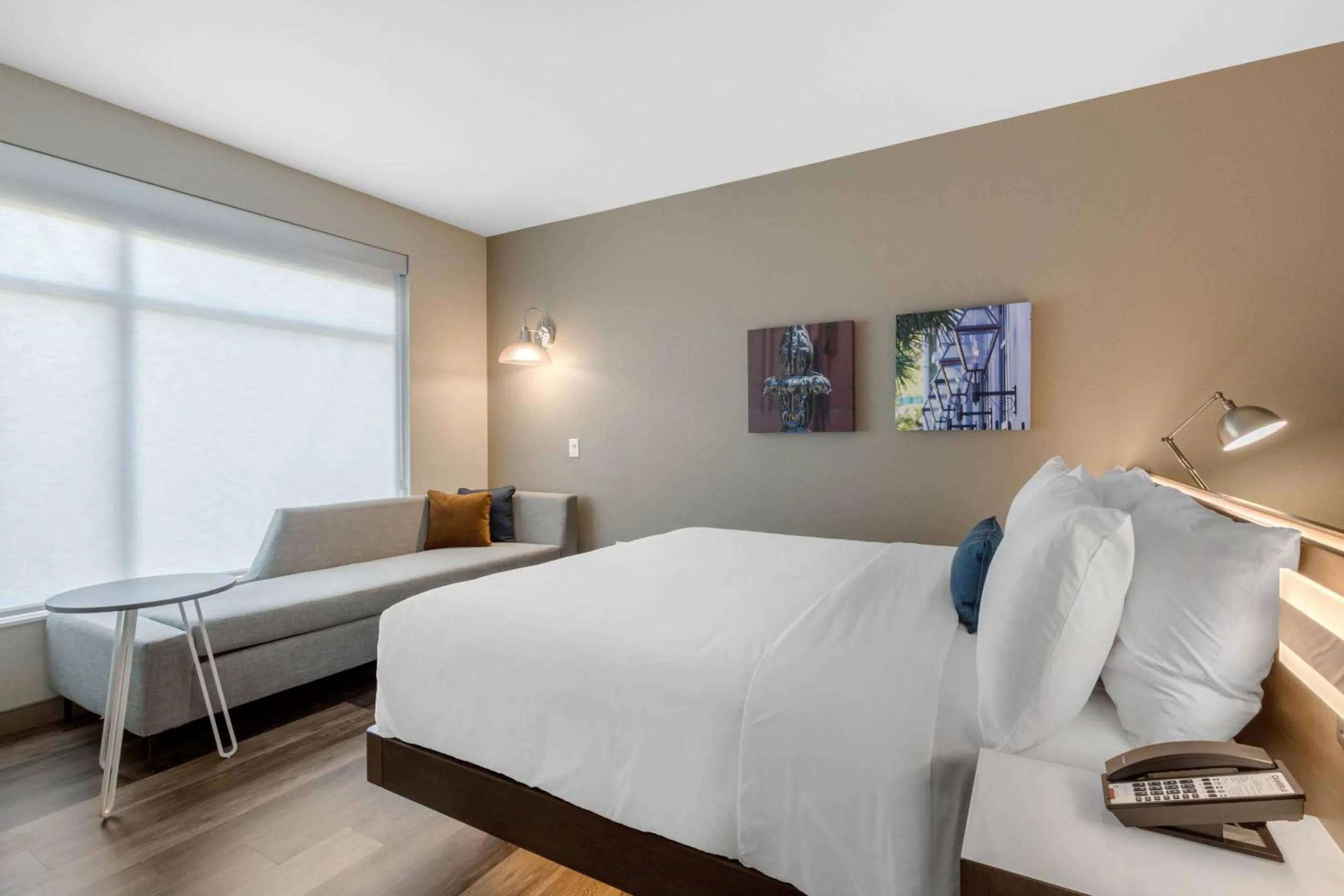 Bedroom, Bed in Cambria Hotel Mount Pleasant - Charleston