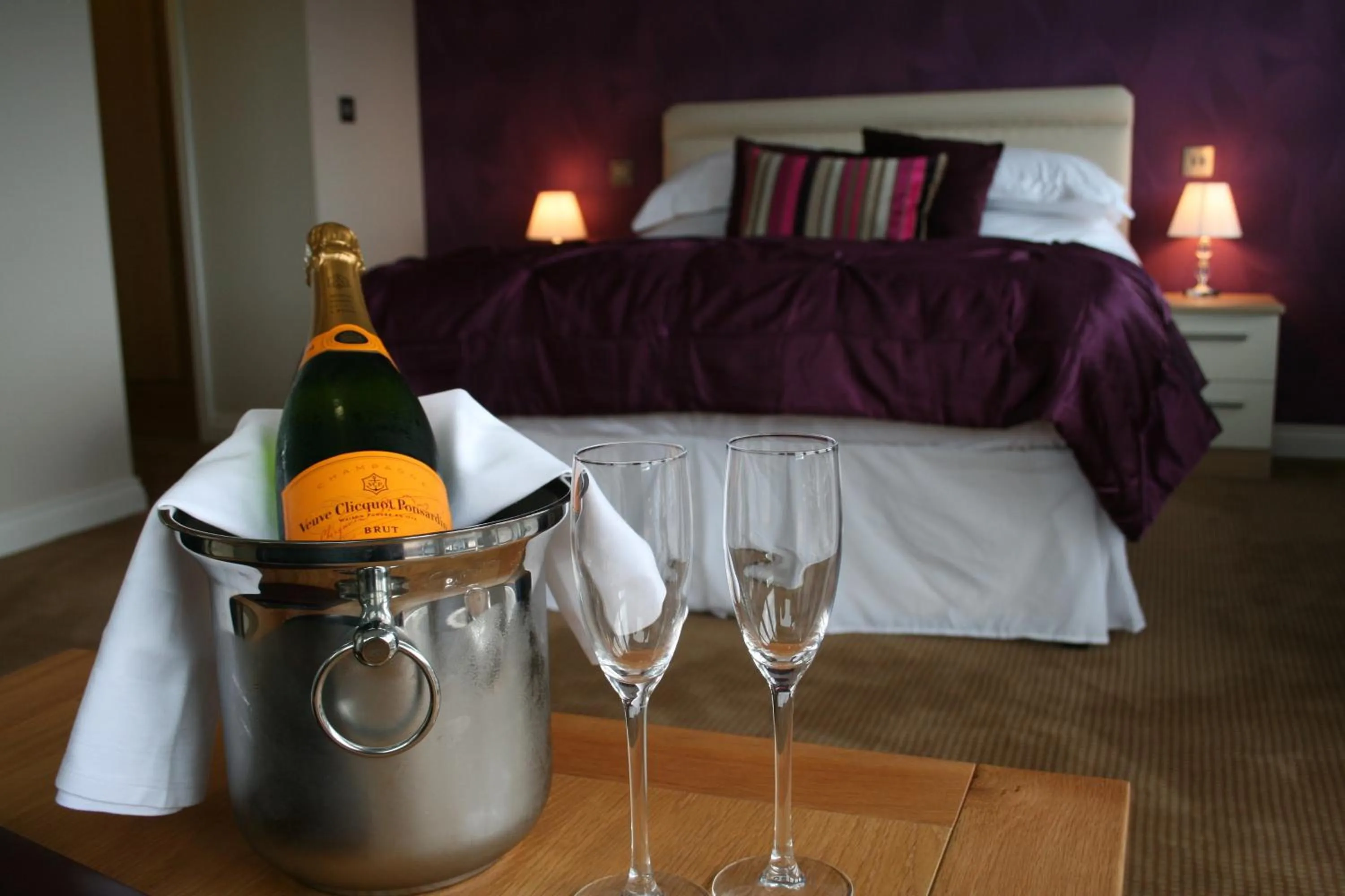 Bed in Boathouse Hotel