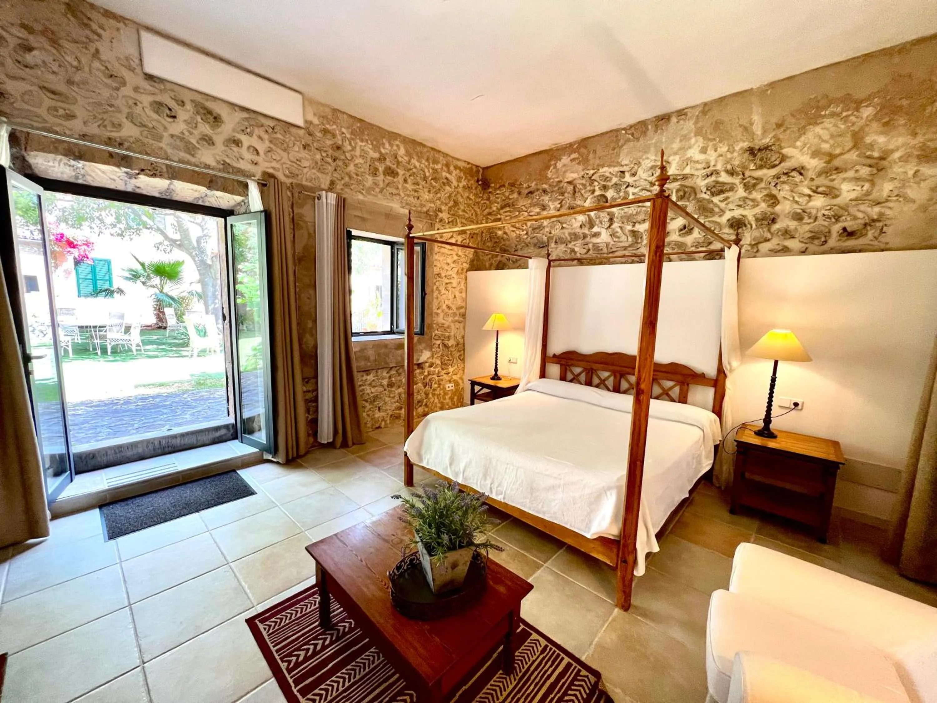Bedroom, Bed in Finca Son Pont