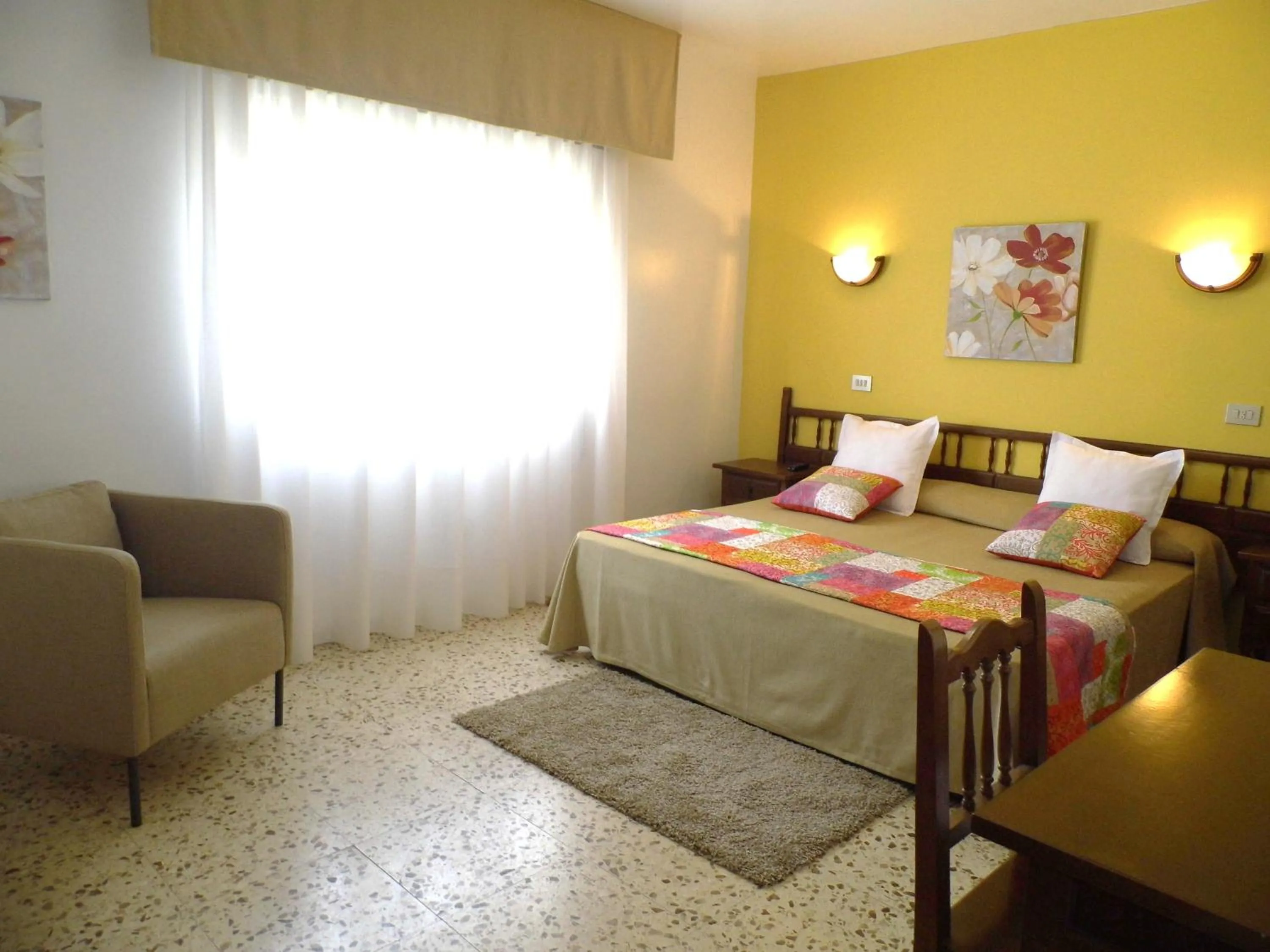 Bedroom, Bed in Hotel Arboleda