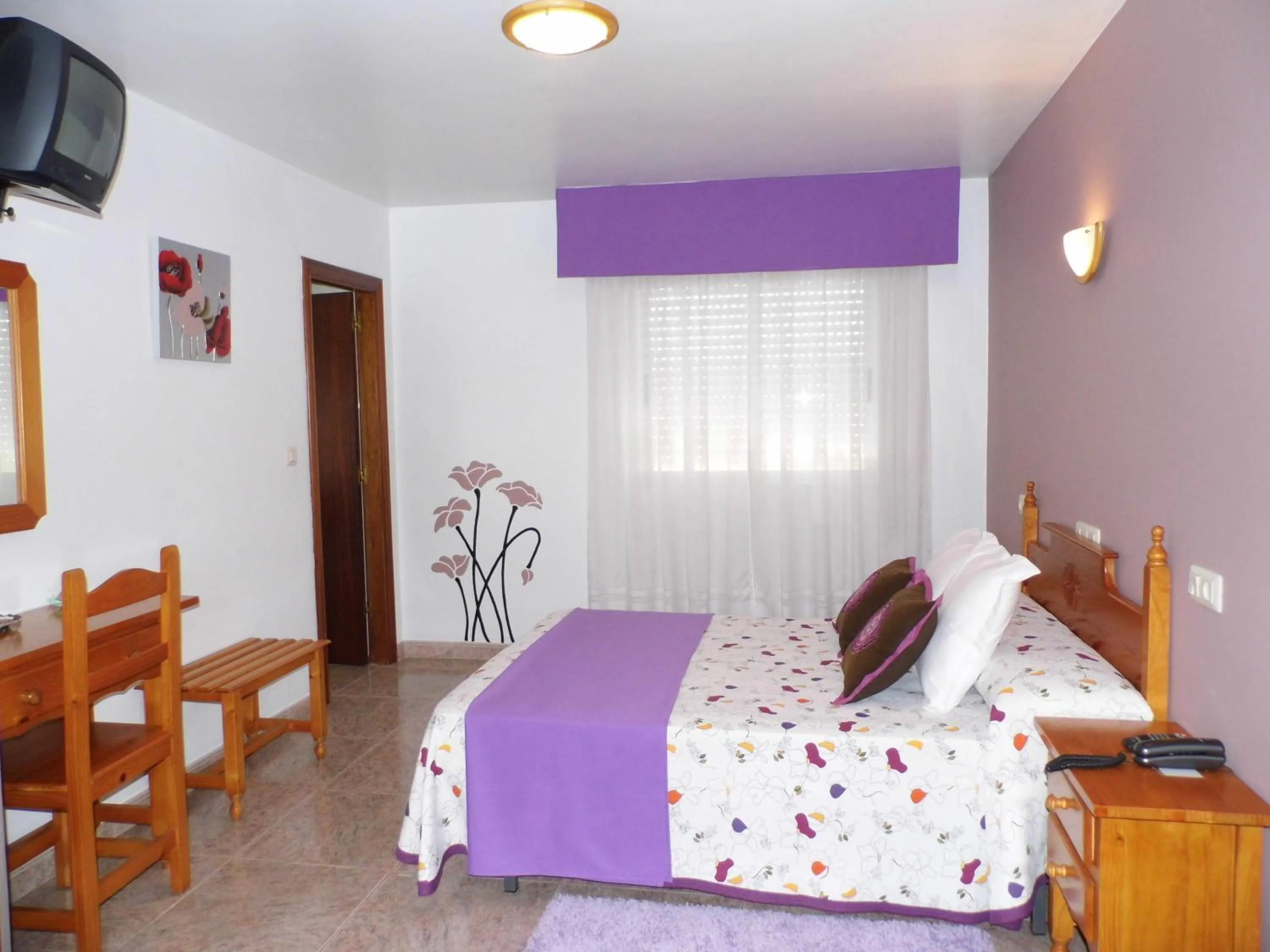 Bedroom, Bed in Hotel Arboleda