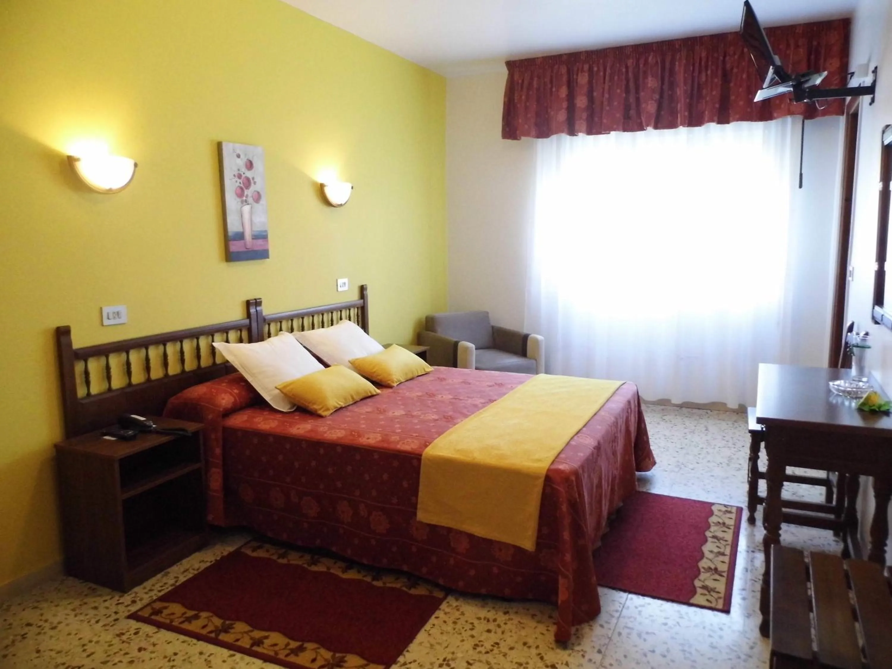 TV and multimedia, Bed in Hotel Arboleda