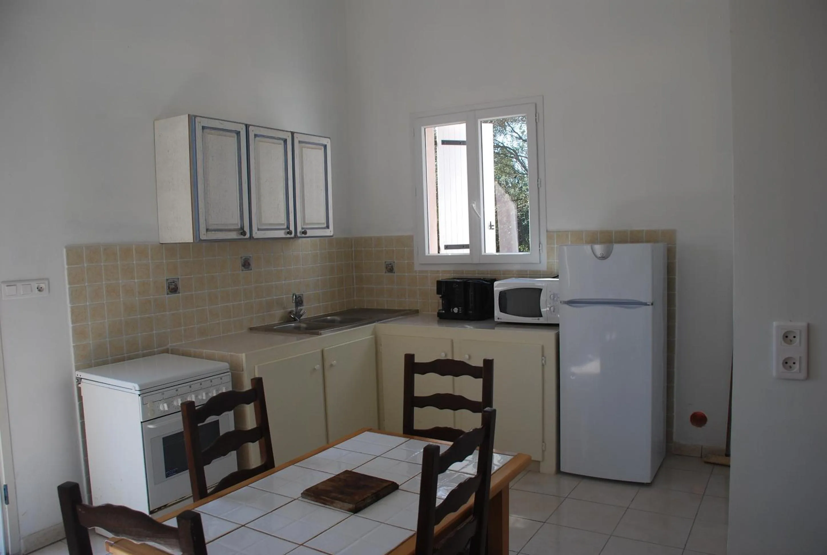 Comfort One-Bedroom Apartment in Residence Ribellinu