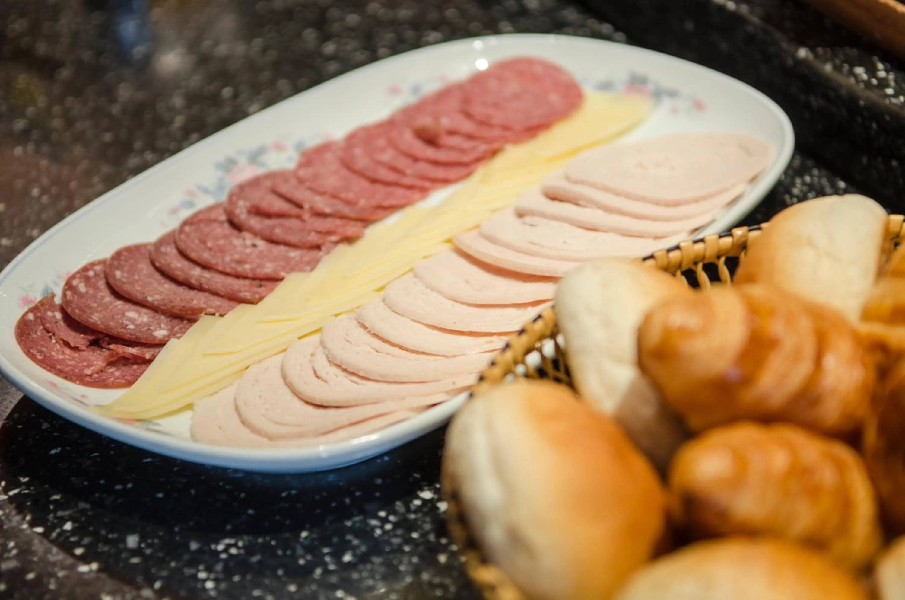 Food and drinks in The Tarntawan Hotel Surawong Bangkok