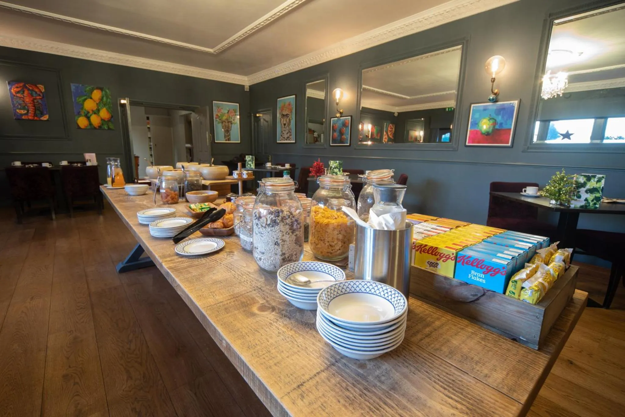 Buffet breakfast in Beechfield House
