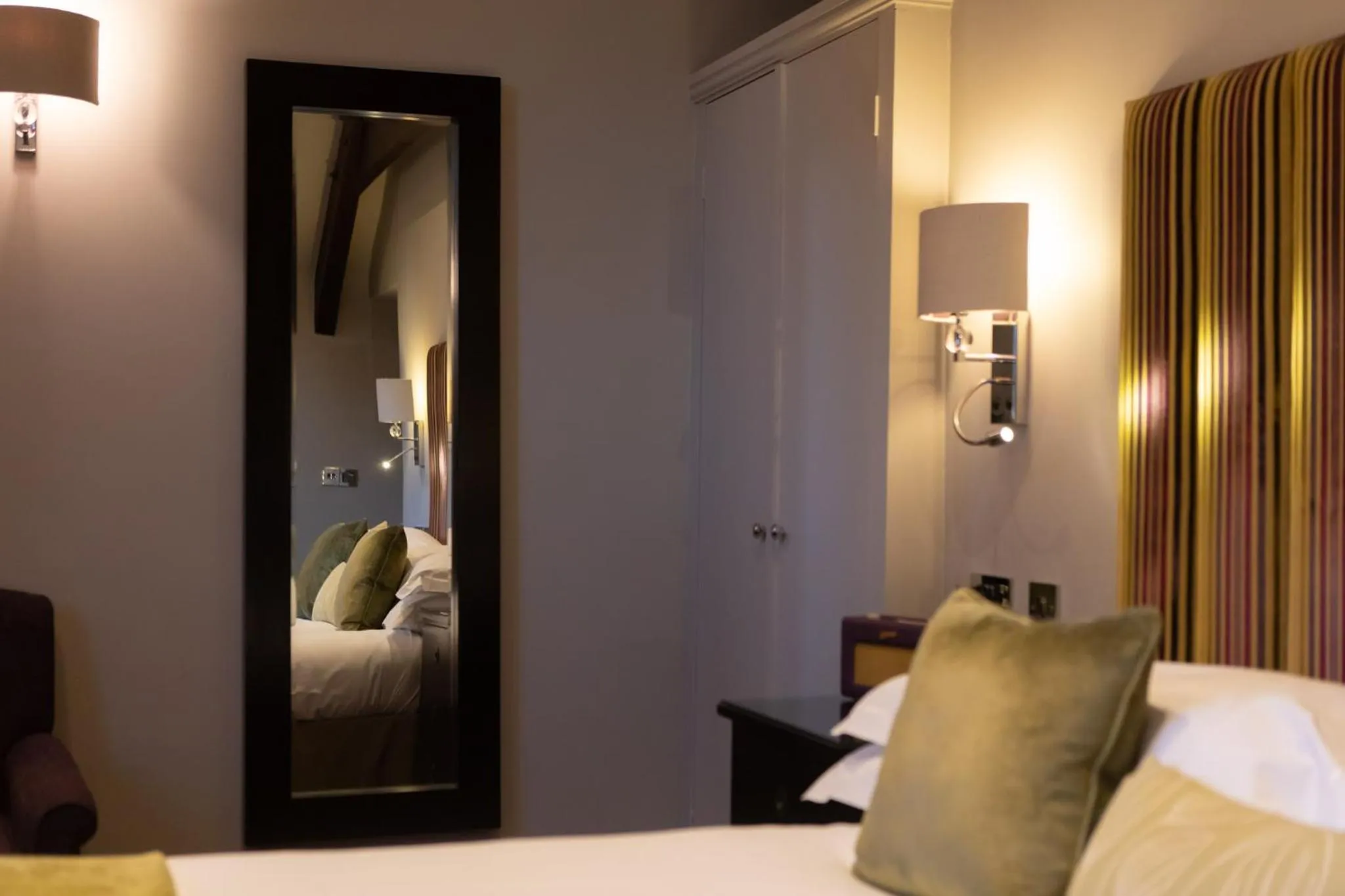 Bed in Beechfield House