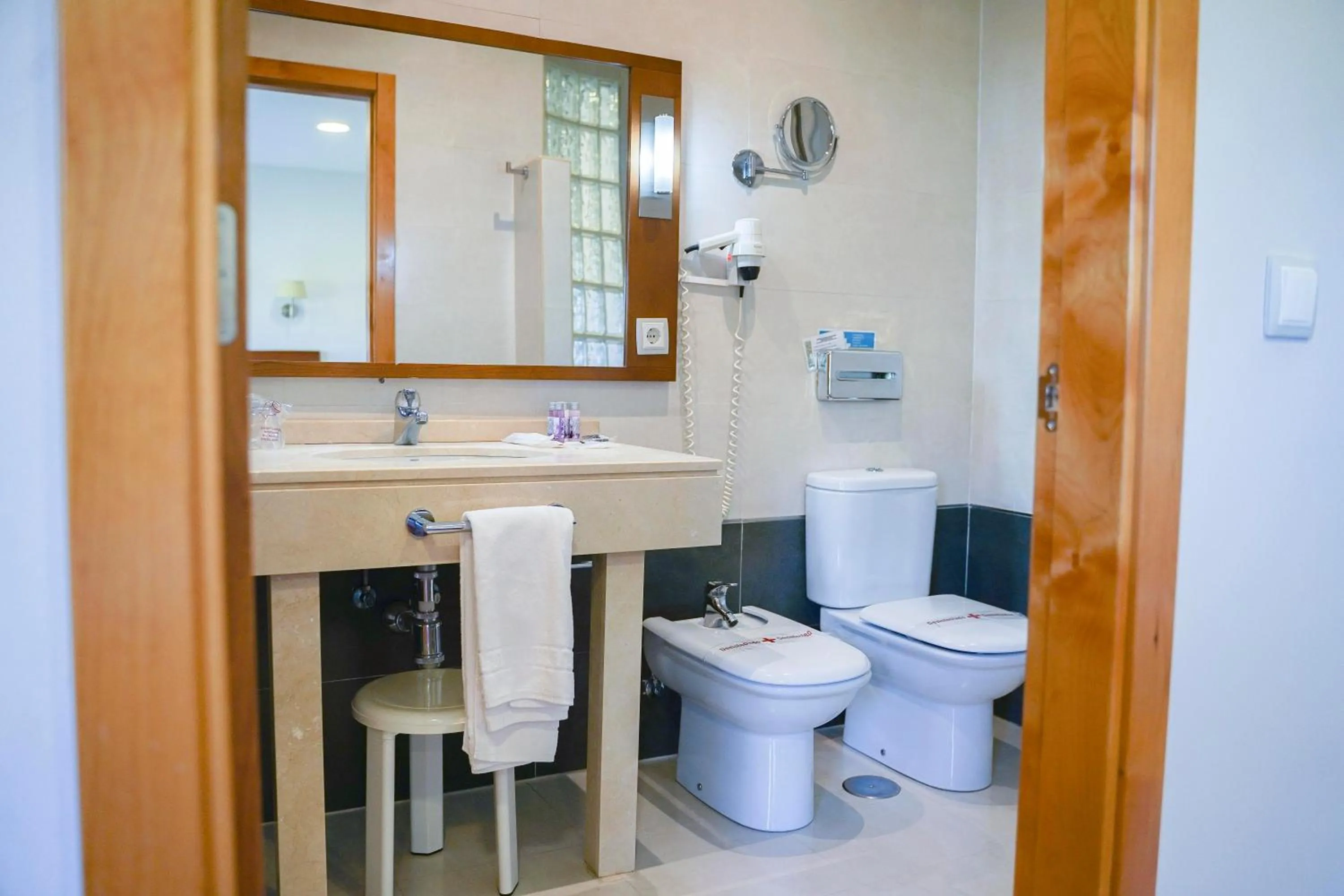 Bathroom in Salugral Termal Resort