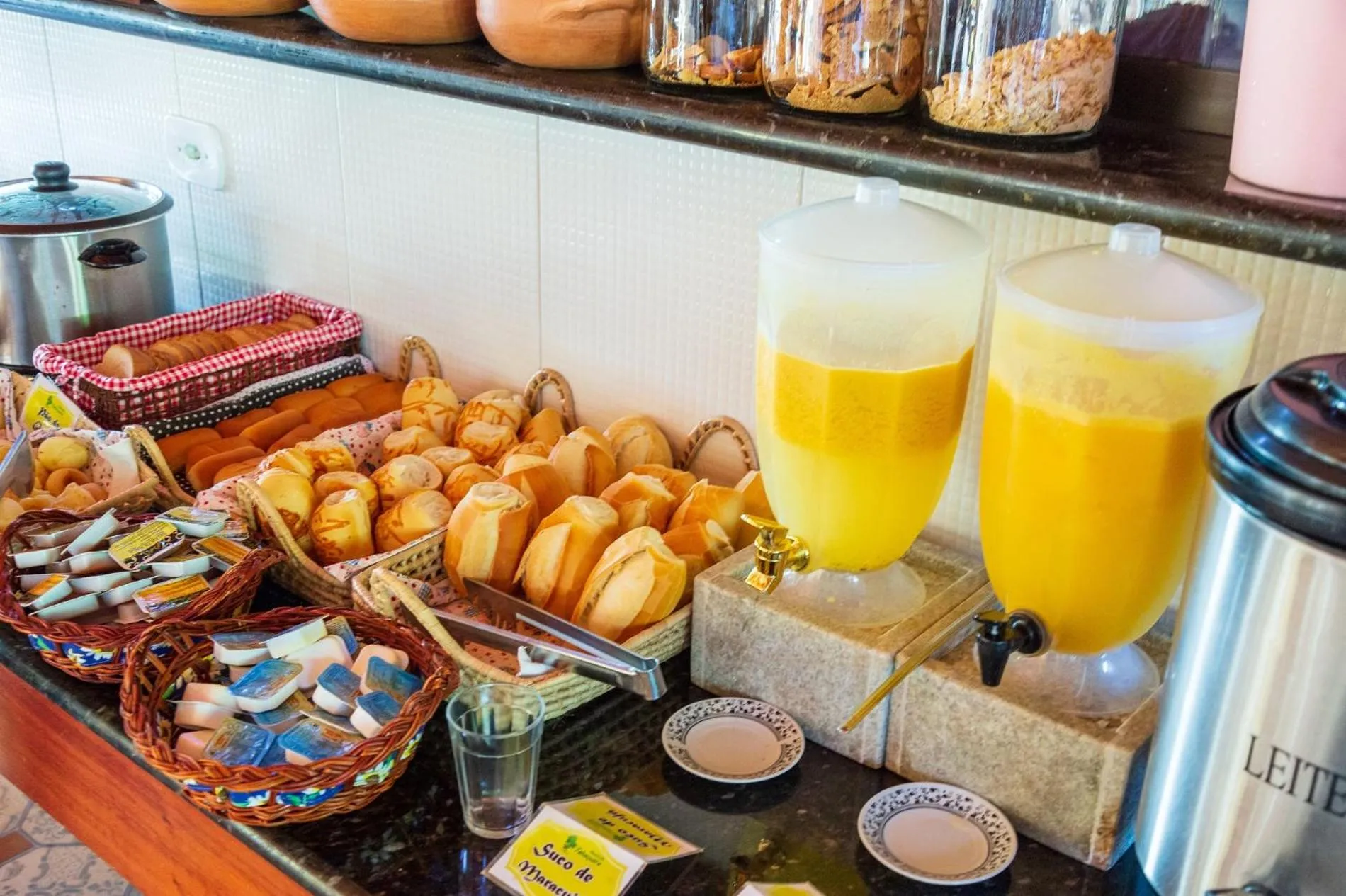 Food and drinks in Pousada Recanto do Jabaquara