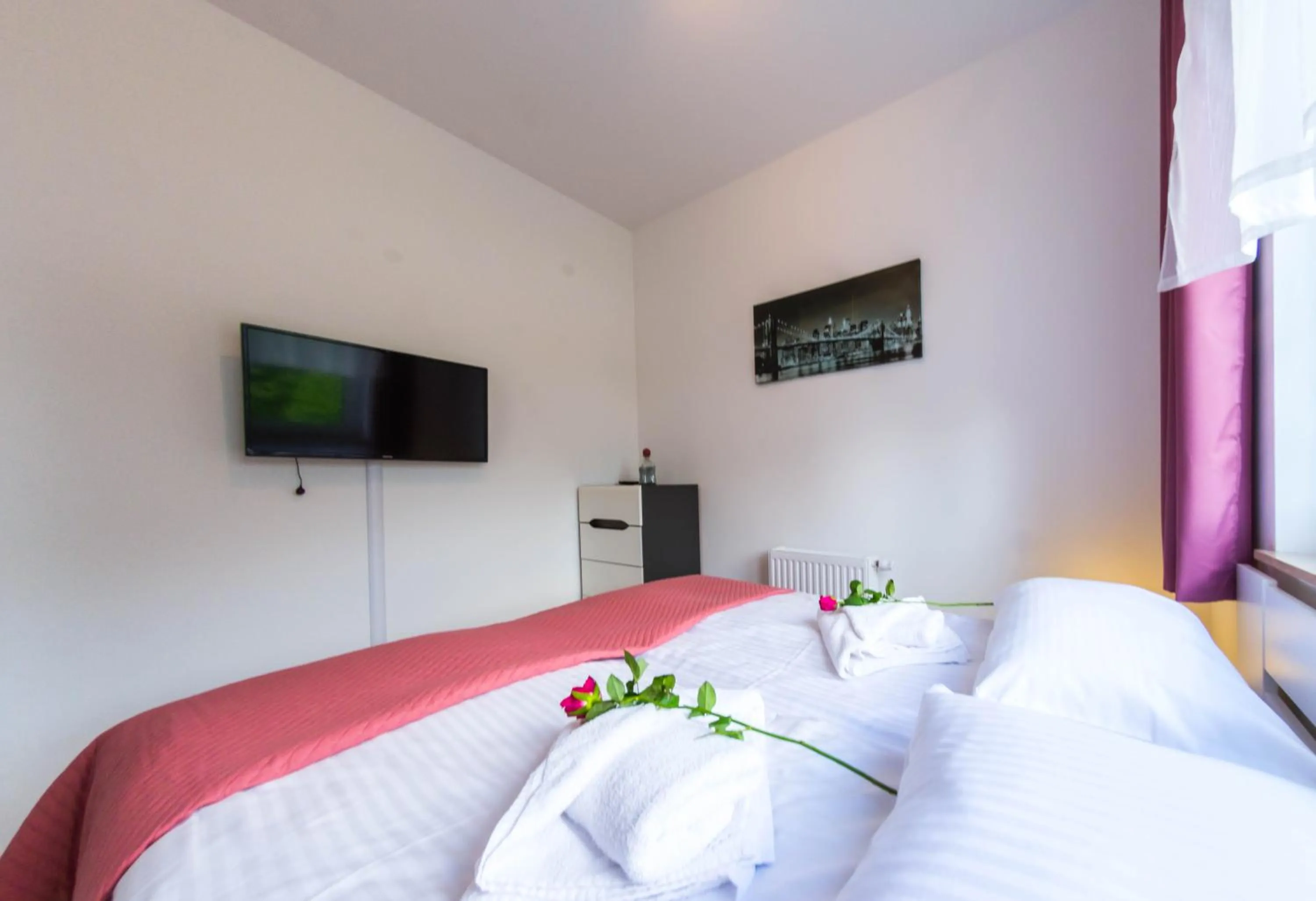 Bed in Apartamenty Izerskie - ul. Cicha 13H-I