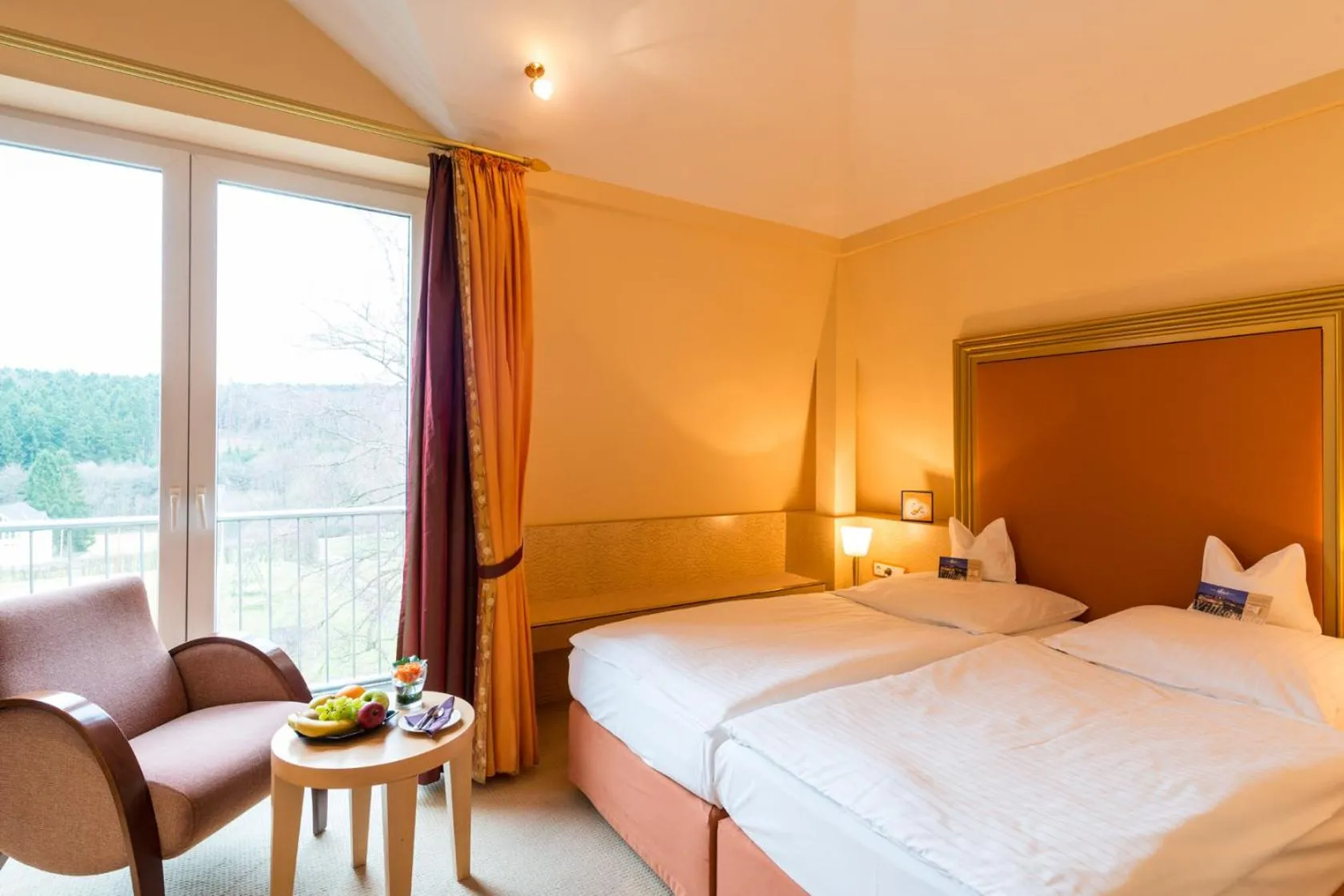 Photo of the whole room, Bed in Hotel Heinz